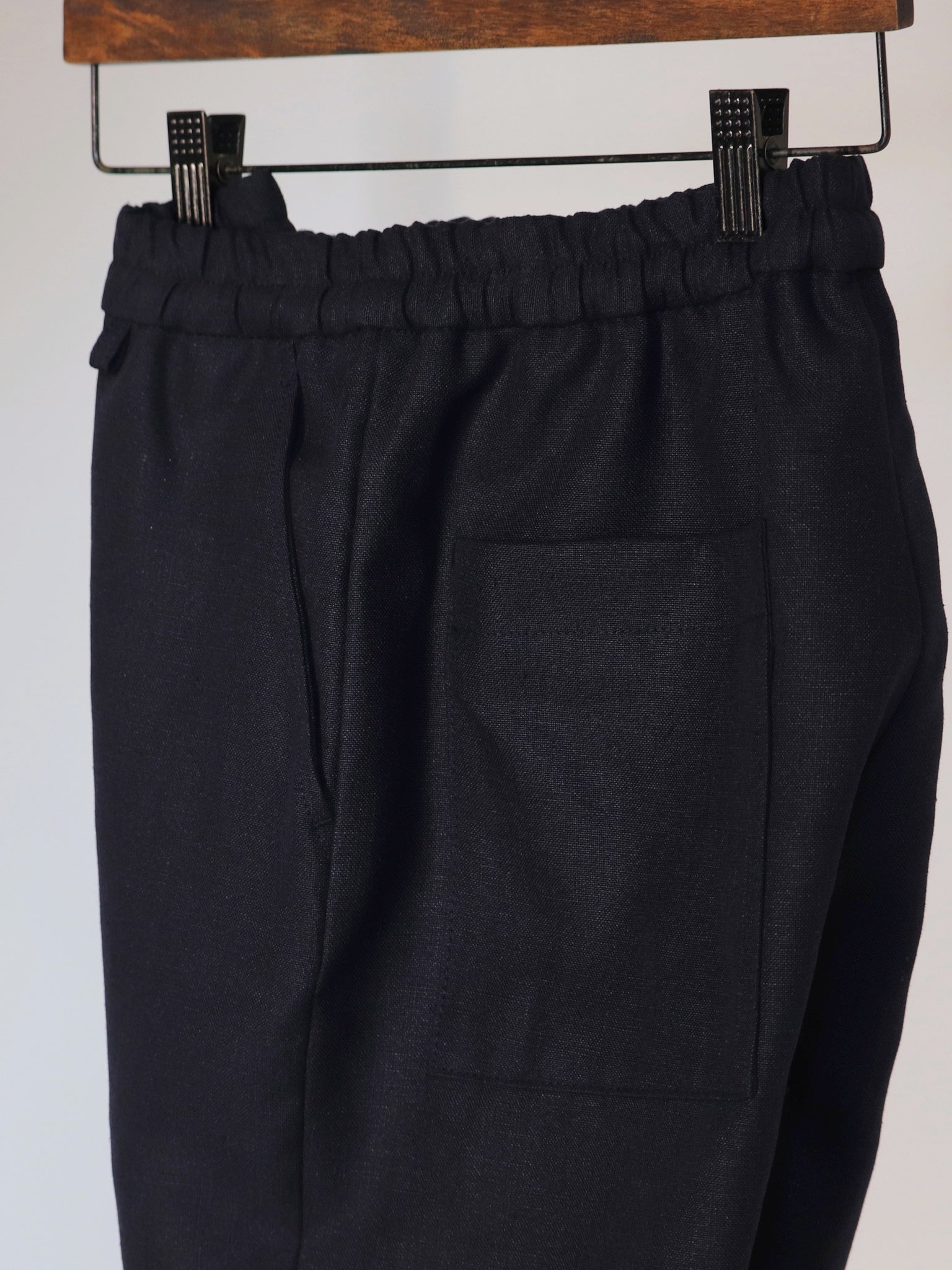 egretique-plain-linen-shorts-3