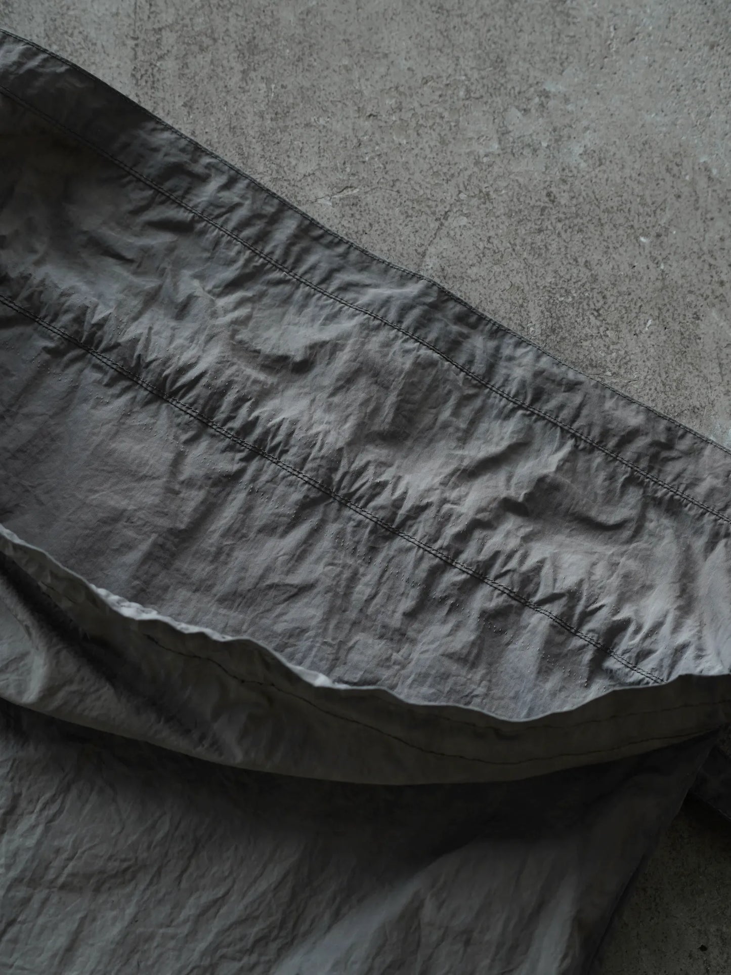 THE NULABEL | GARMENT DYED APRON BAG KURE