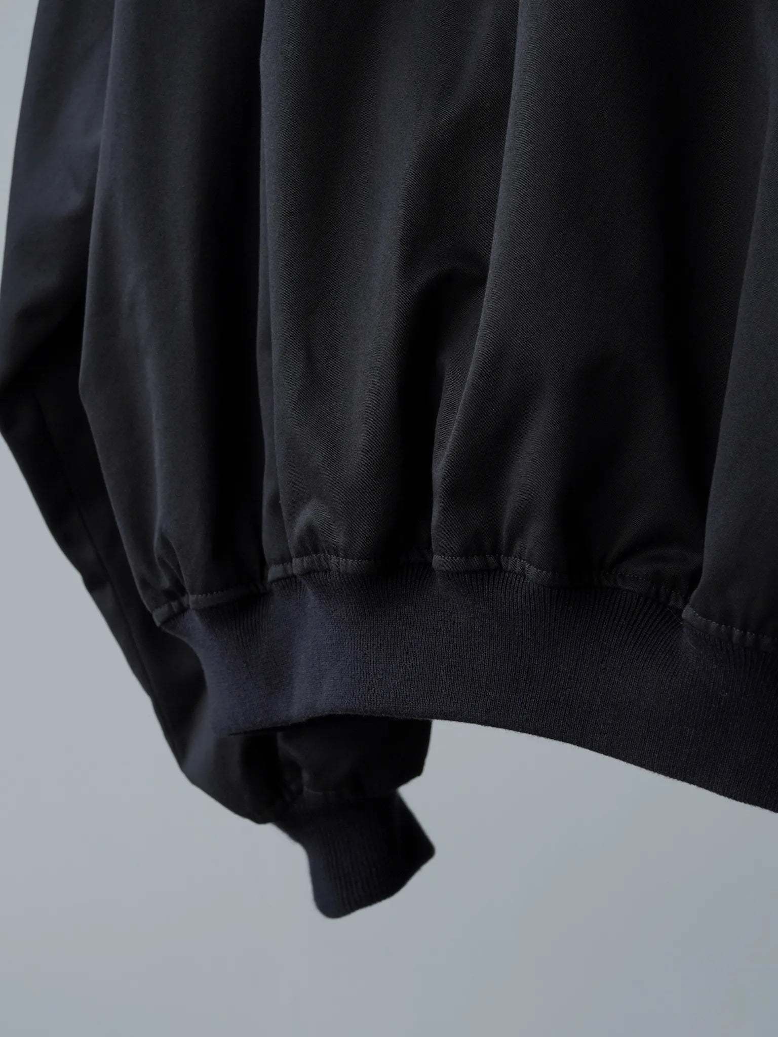 herill-cottongabardine-weekendjacket-black-3