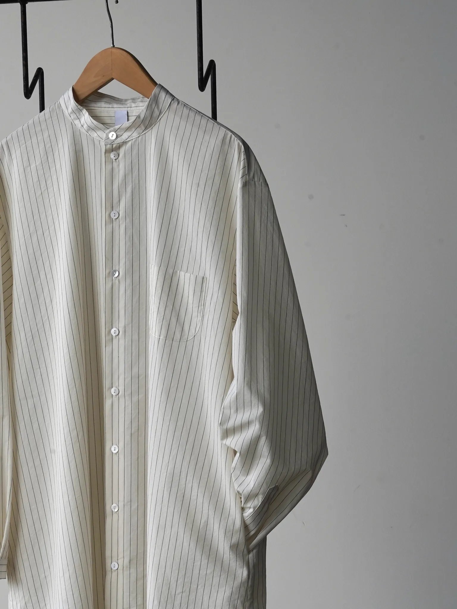 bestiaire-long-pocket-shirt-striped-9