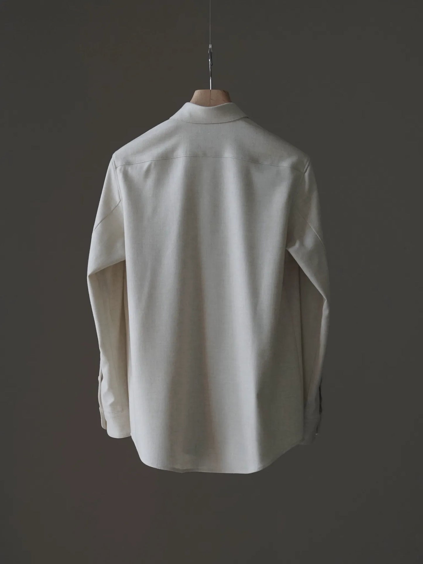 山内-ブルーフォックス-ノーミュールシングウール-スタンダードシャツ-fox-white-2