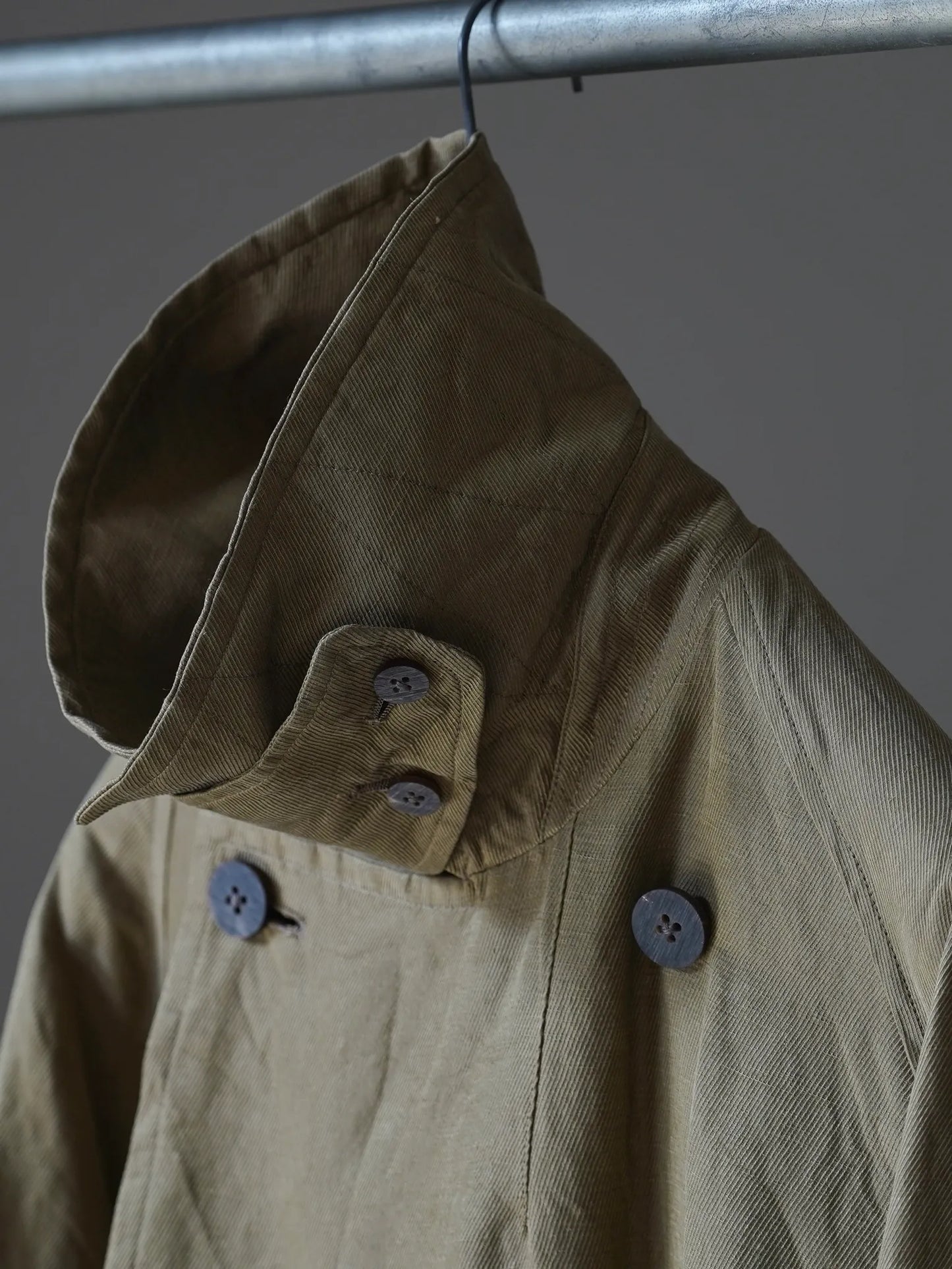 calmlence | DOUBLE BREASTED COAT DBEG