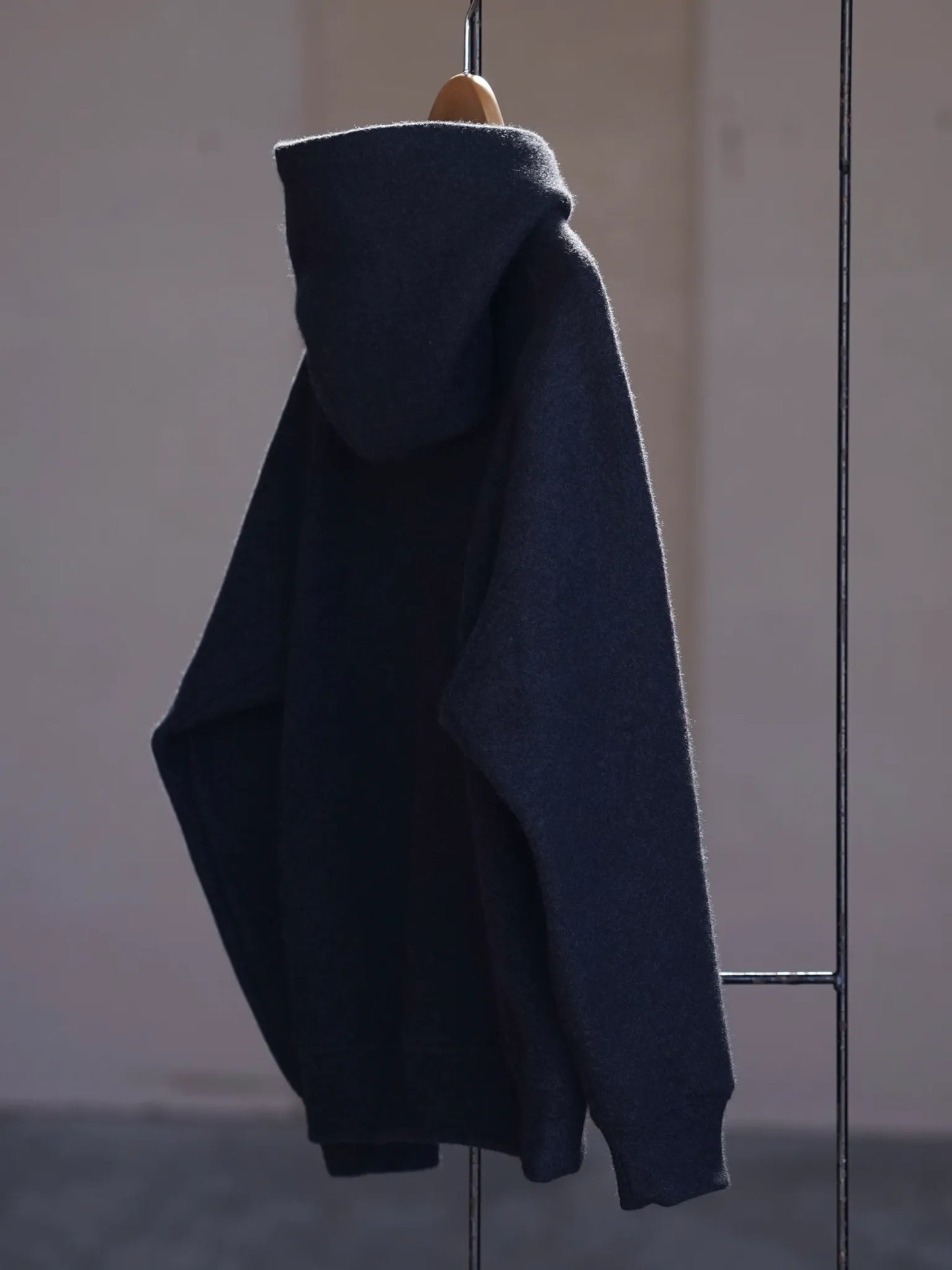 COMOLI | ウールフェルト パーカ CHARCOAL