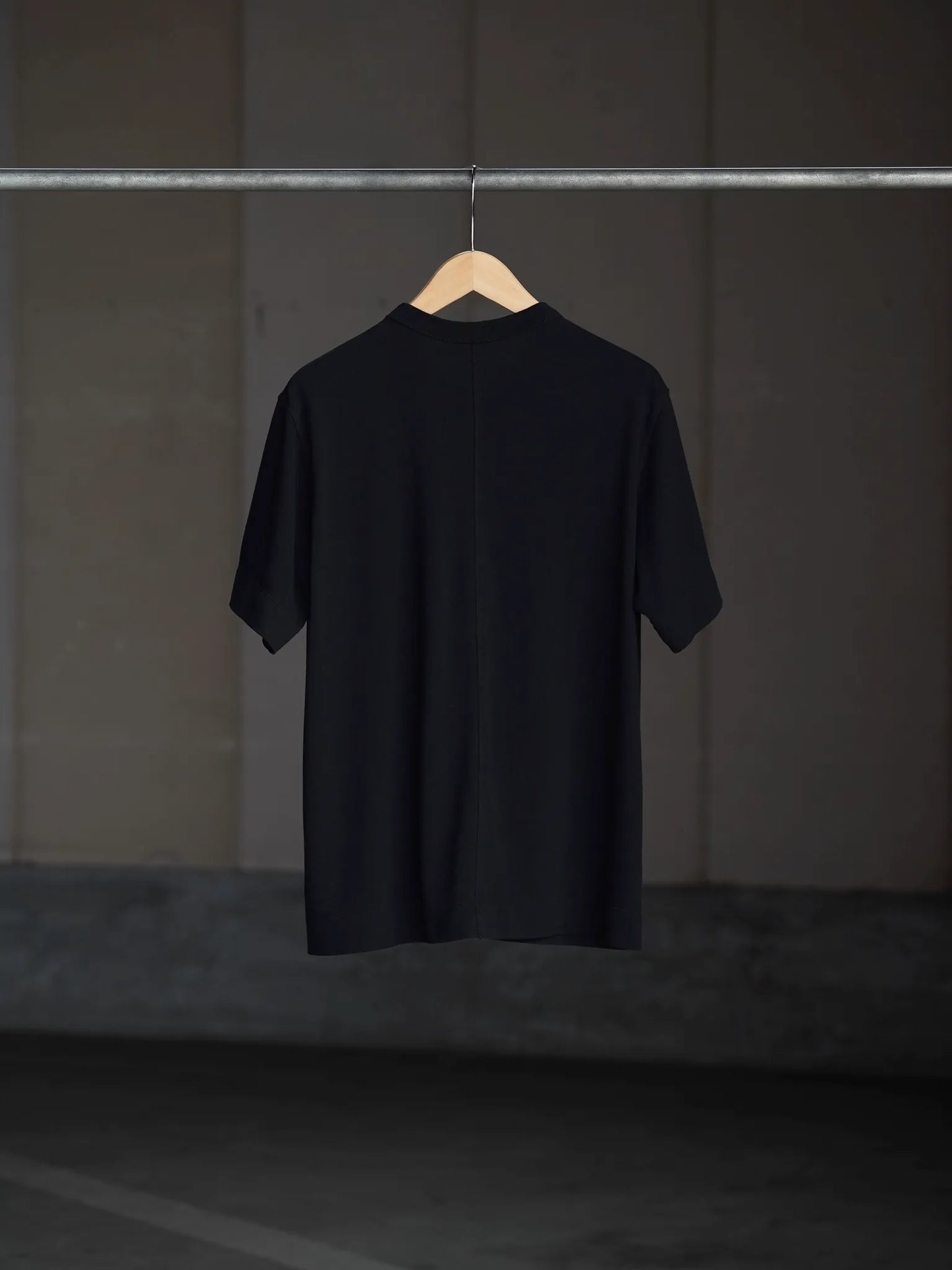 WONDER ROOM ESSE | [SIGH] The Plain BLACK