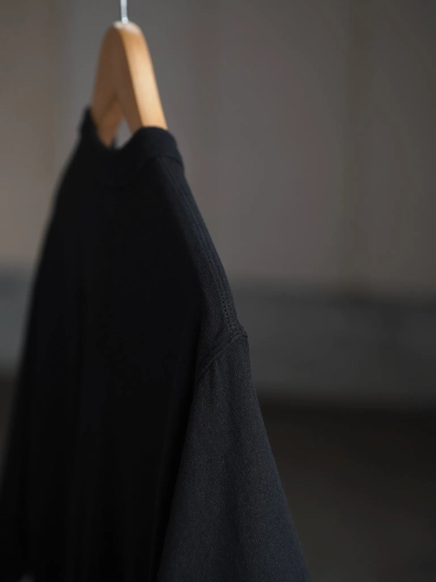 WONDER ROOM ESSE | [SIGH] The Plain BLACK