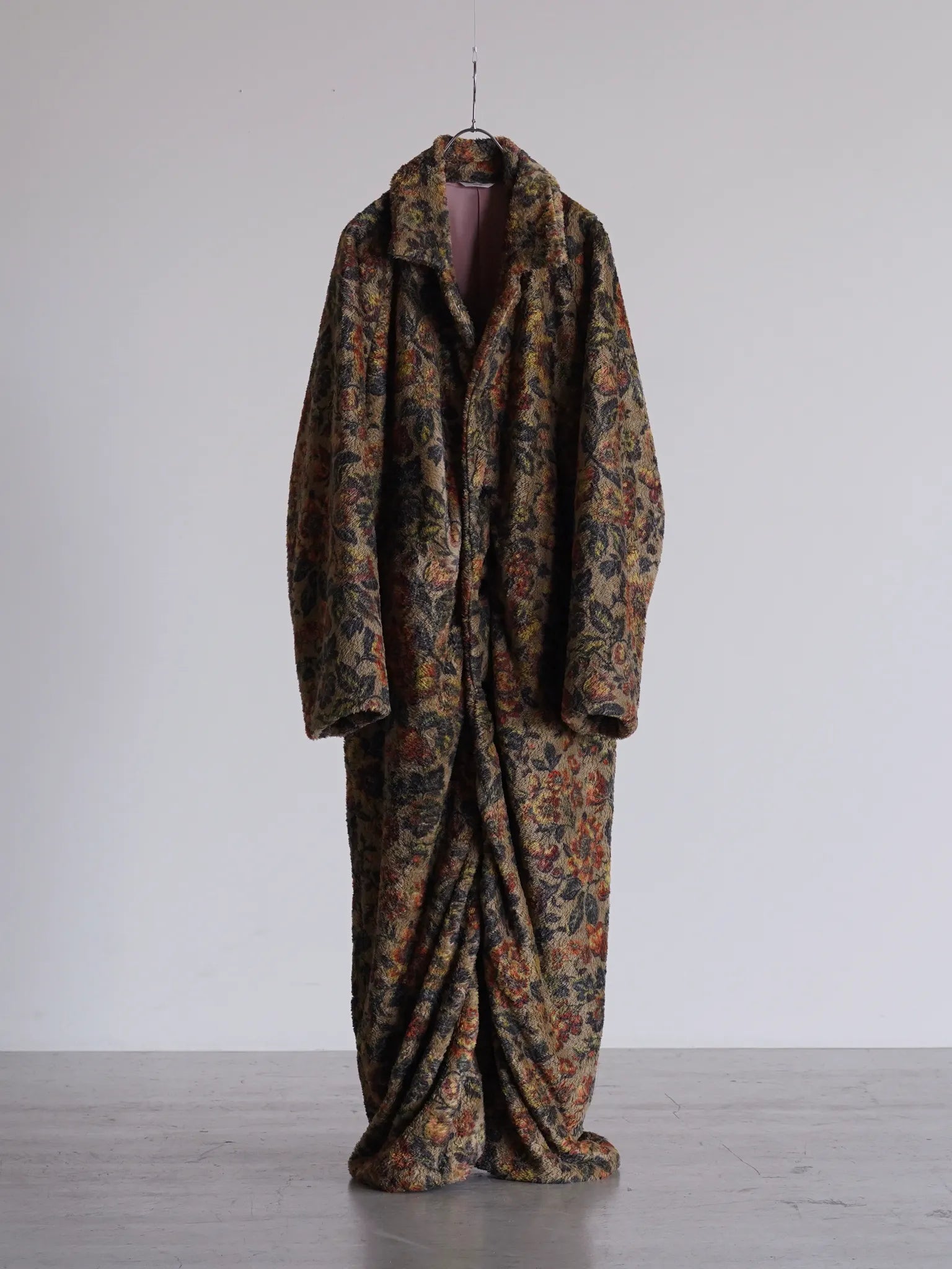 kakan-long-ruched-coat-floral-3