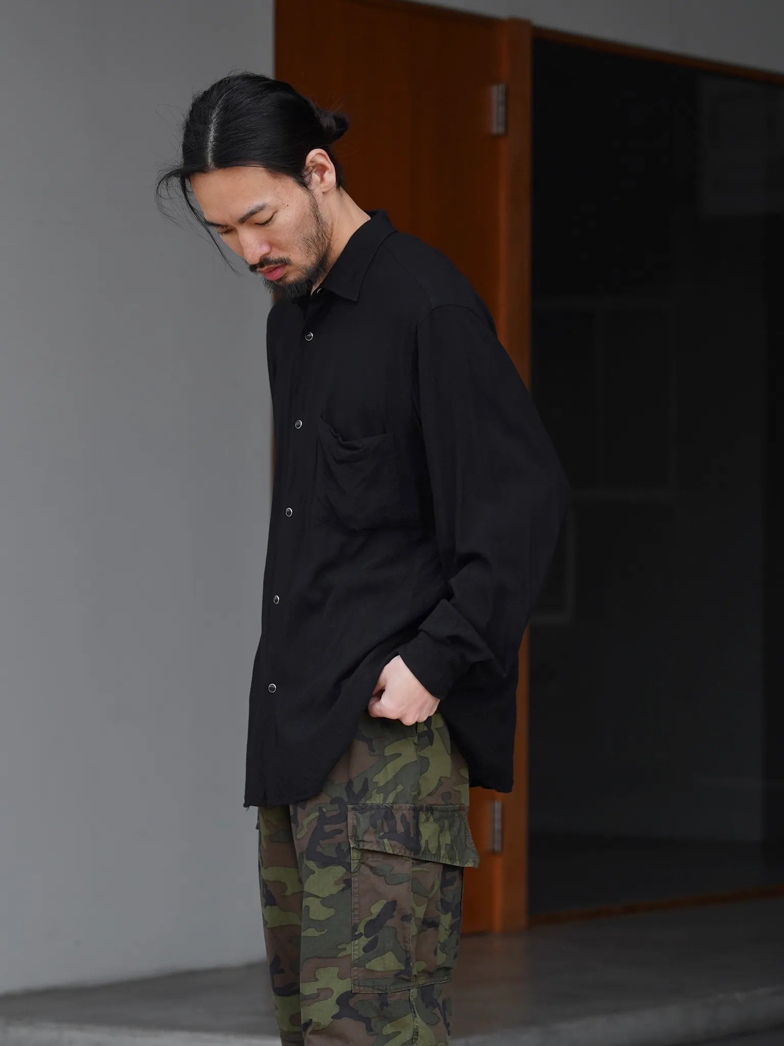 comoli-レーヨン-コモリシャツ-black-2