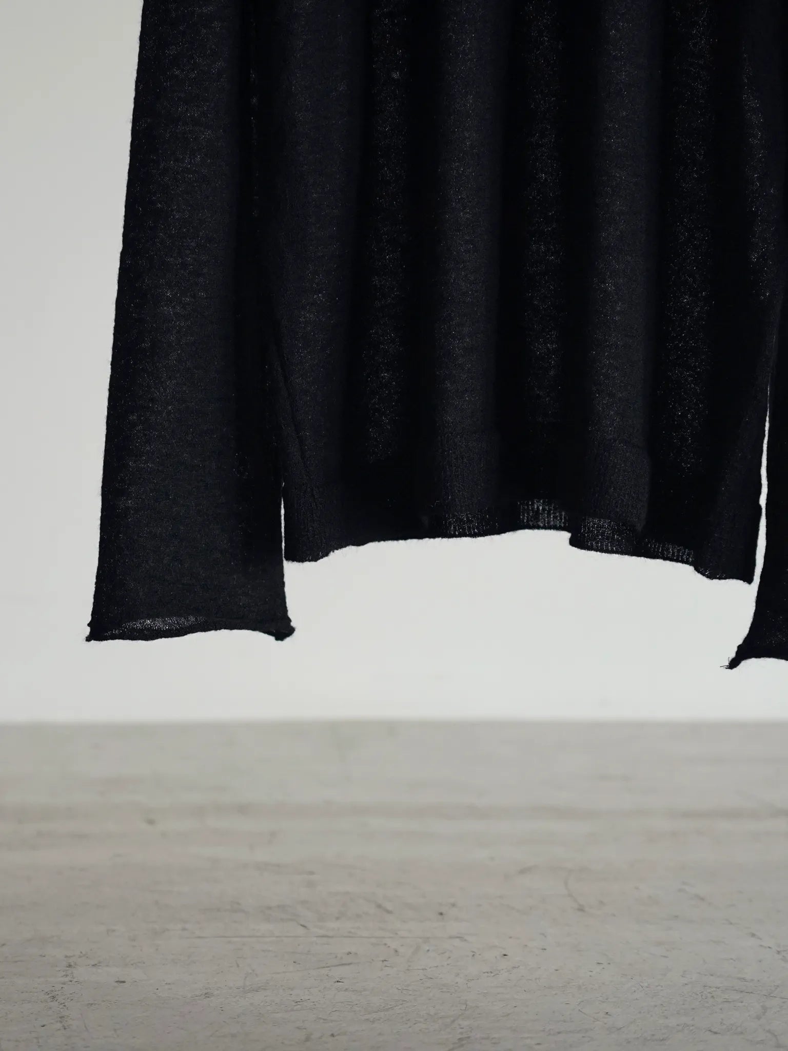 kakan-crewneck-mohair-pullover-black-3