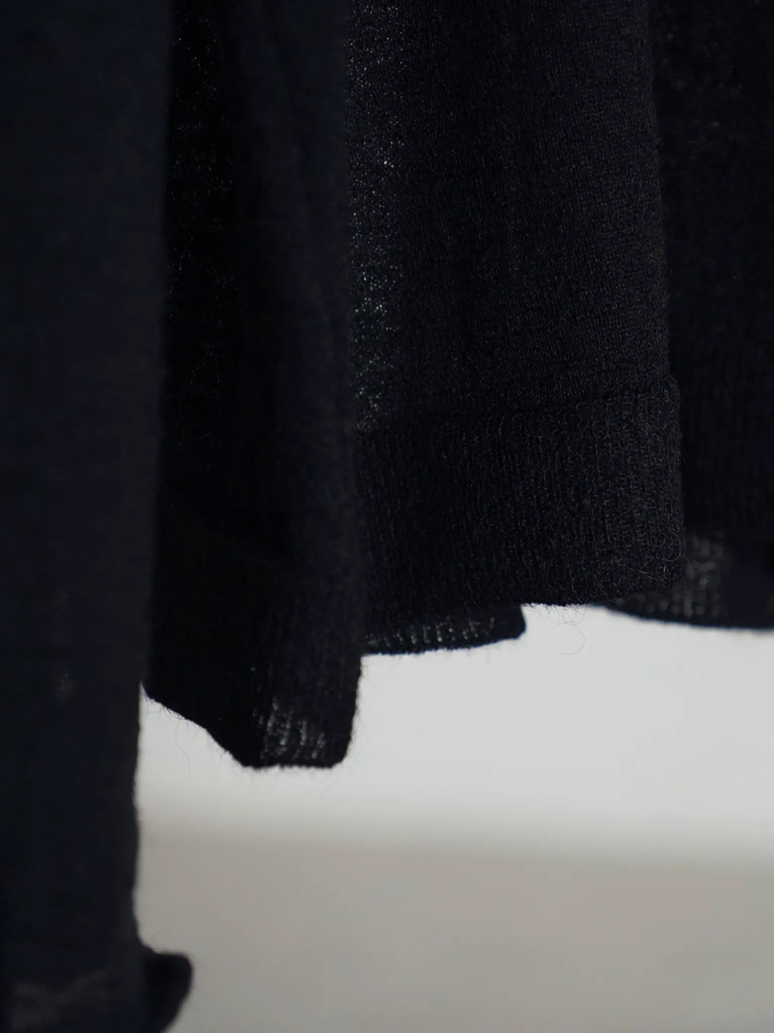 kakan-crewneck-mohair-pullover-black-4