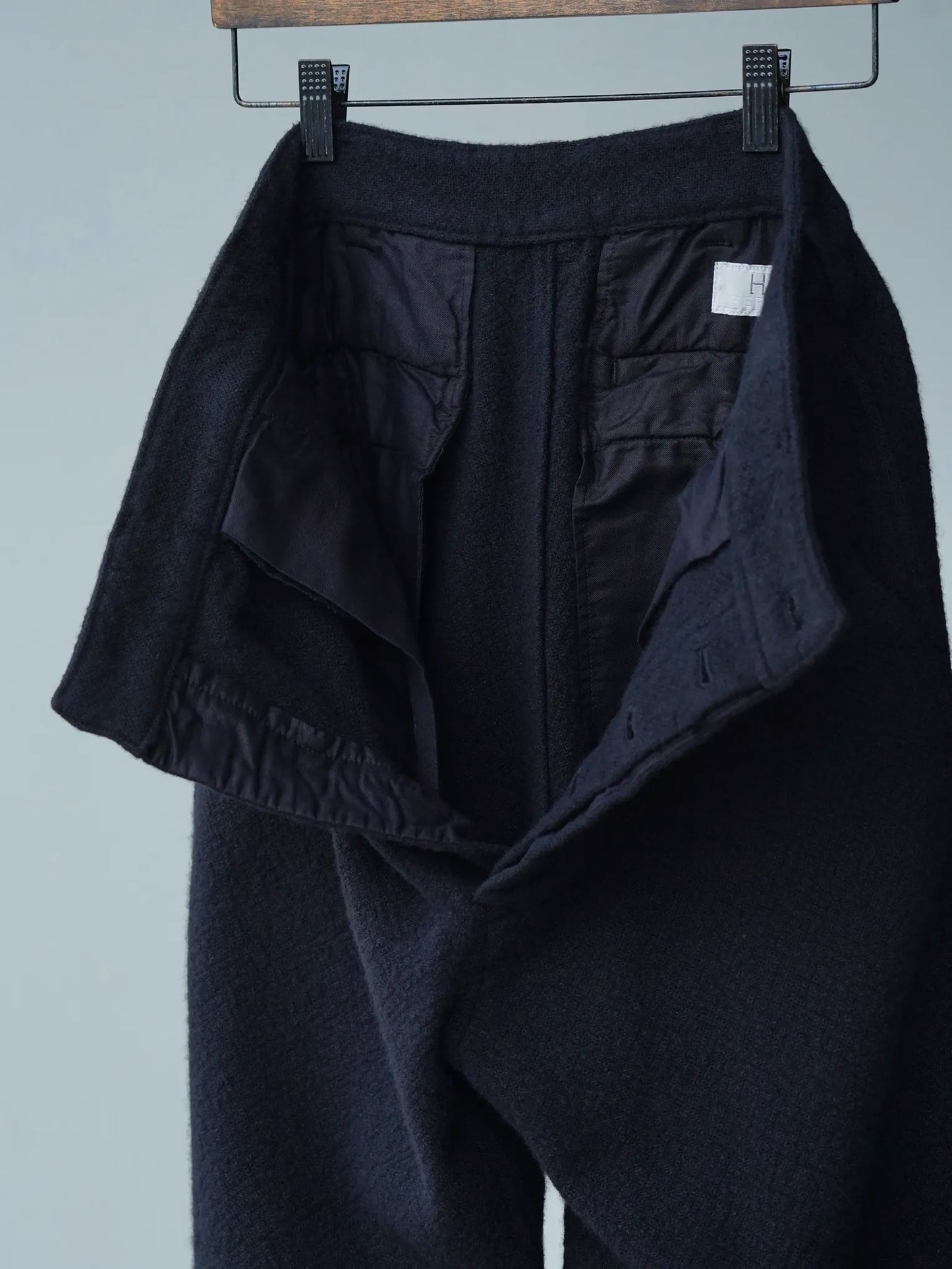 HERILL | Rigidwool Pants Black