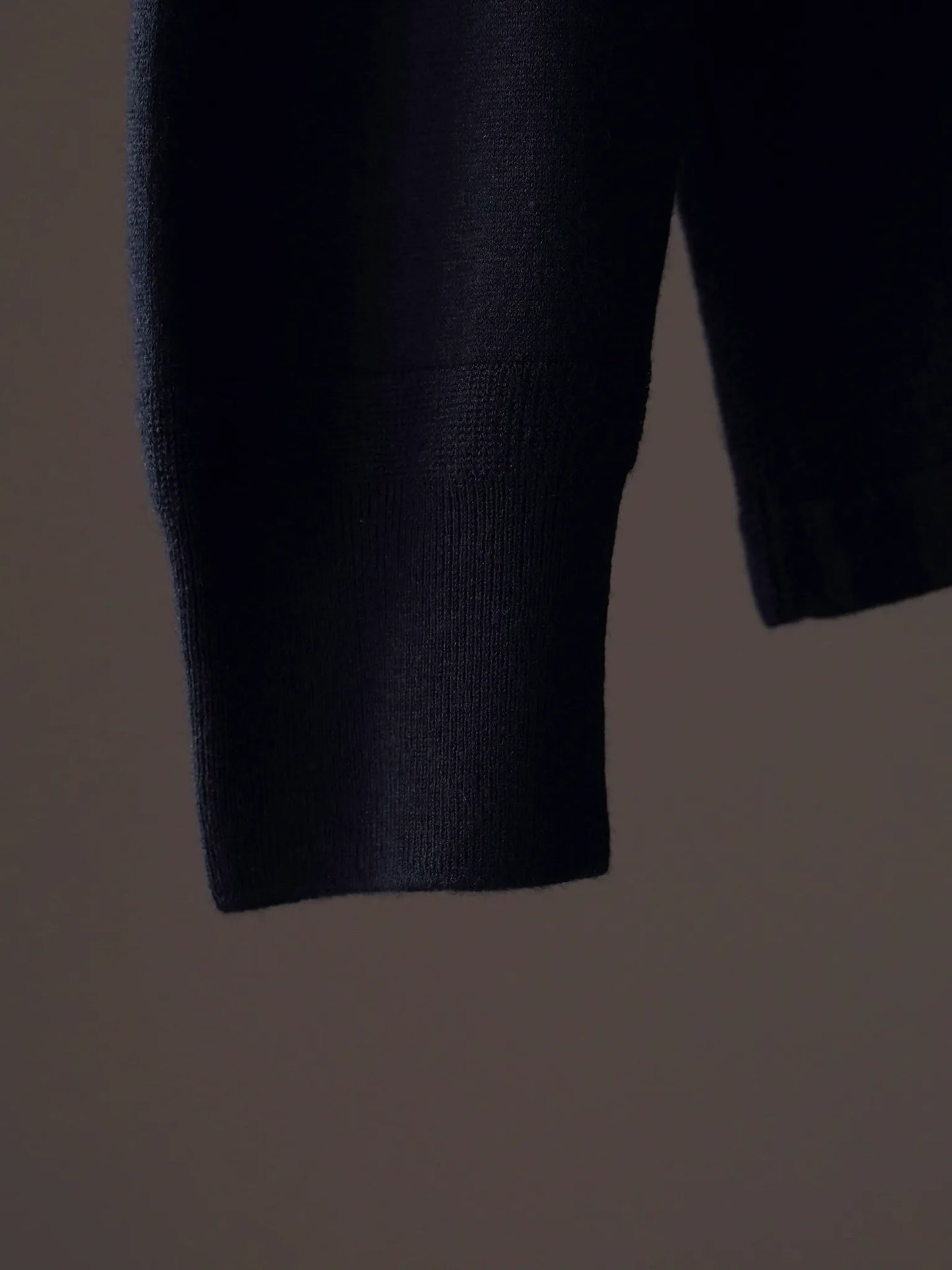 calmlence-henley-neck-ls-t-shirt-blk-5