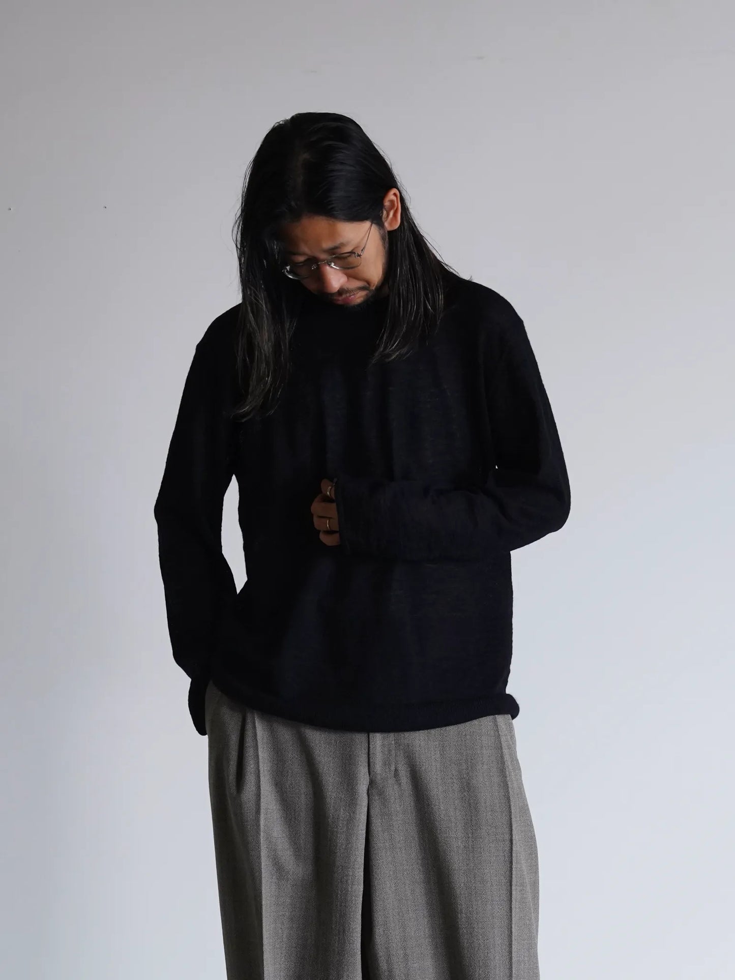 kakan-crewneck-mohair-pullover-black-5