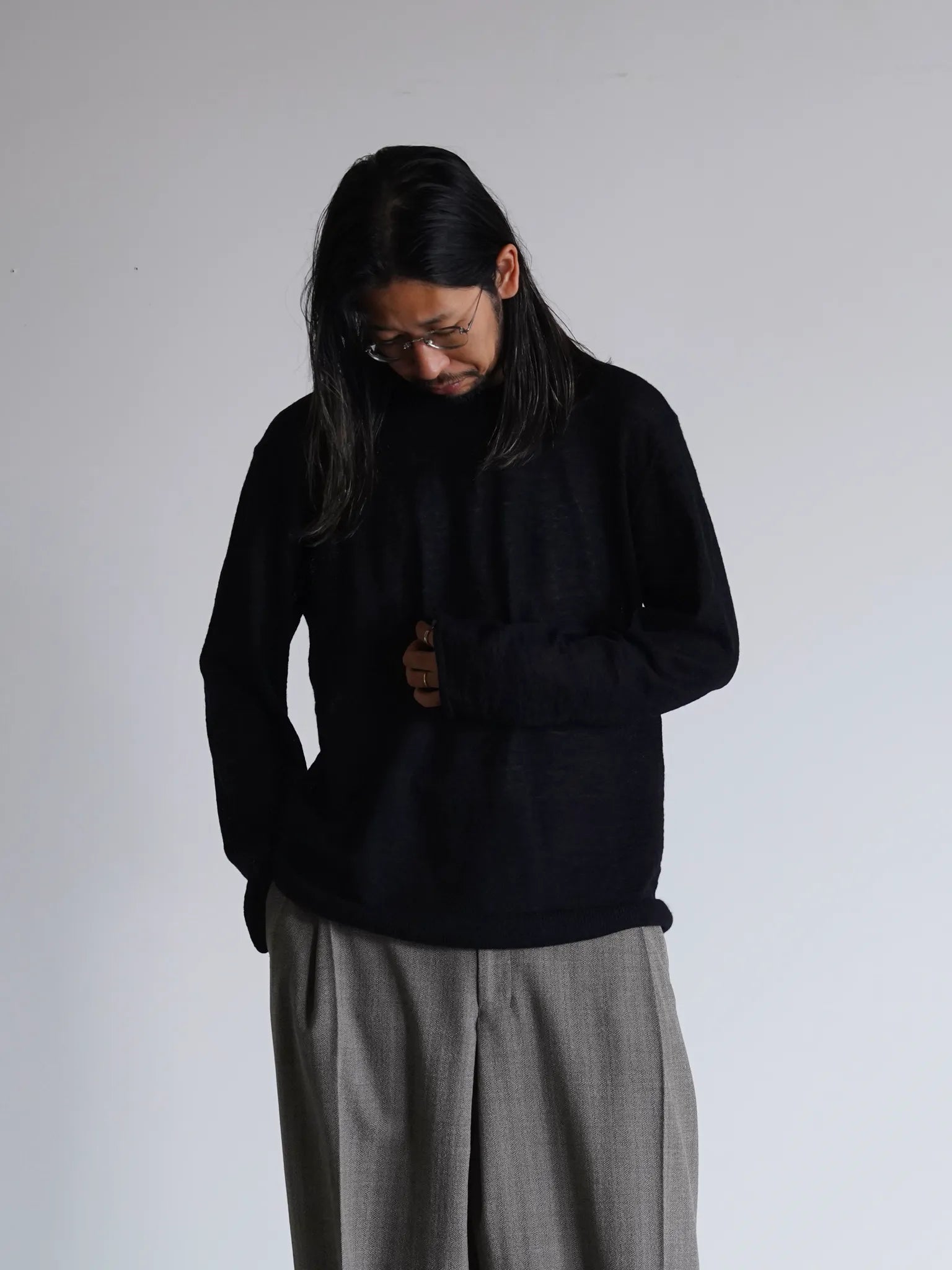 kakan-crewneck-mohair-pullover-black-5