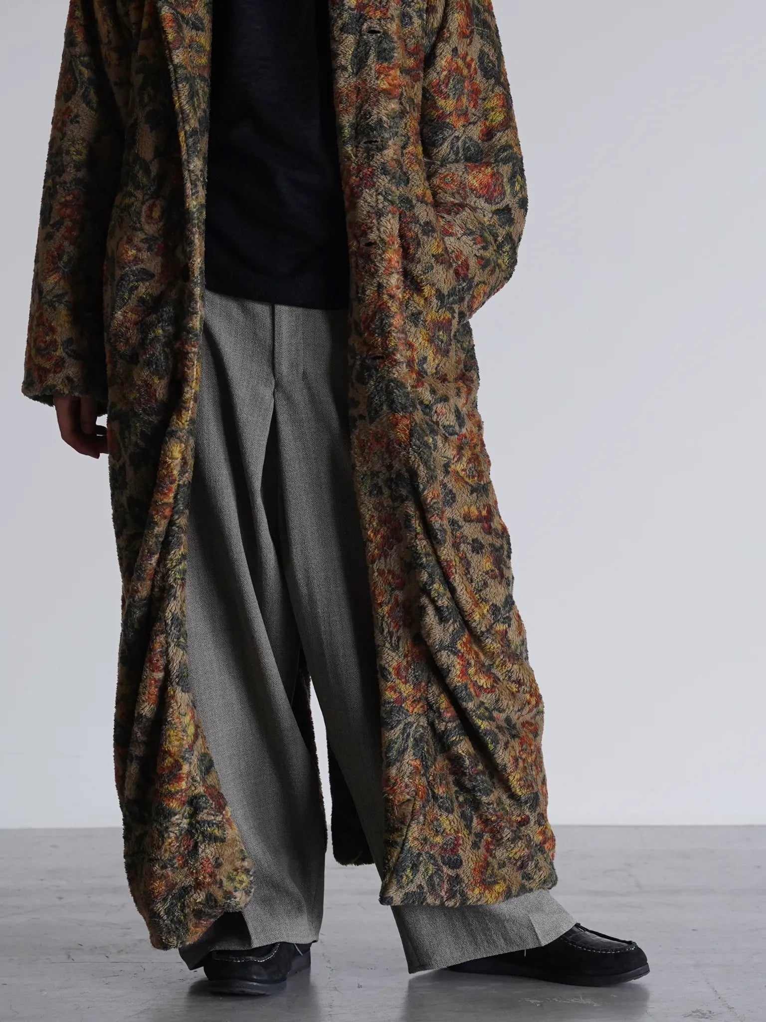kakan-long-ruched-coat-floral-5