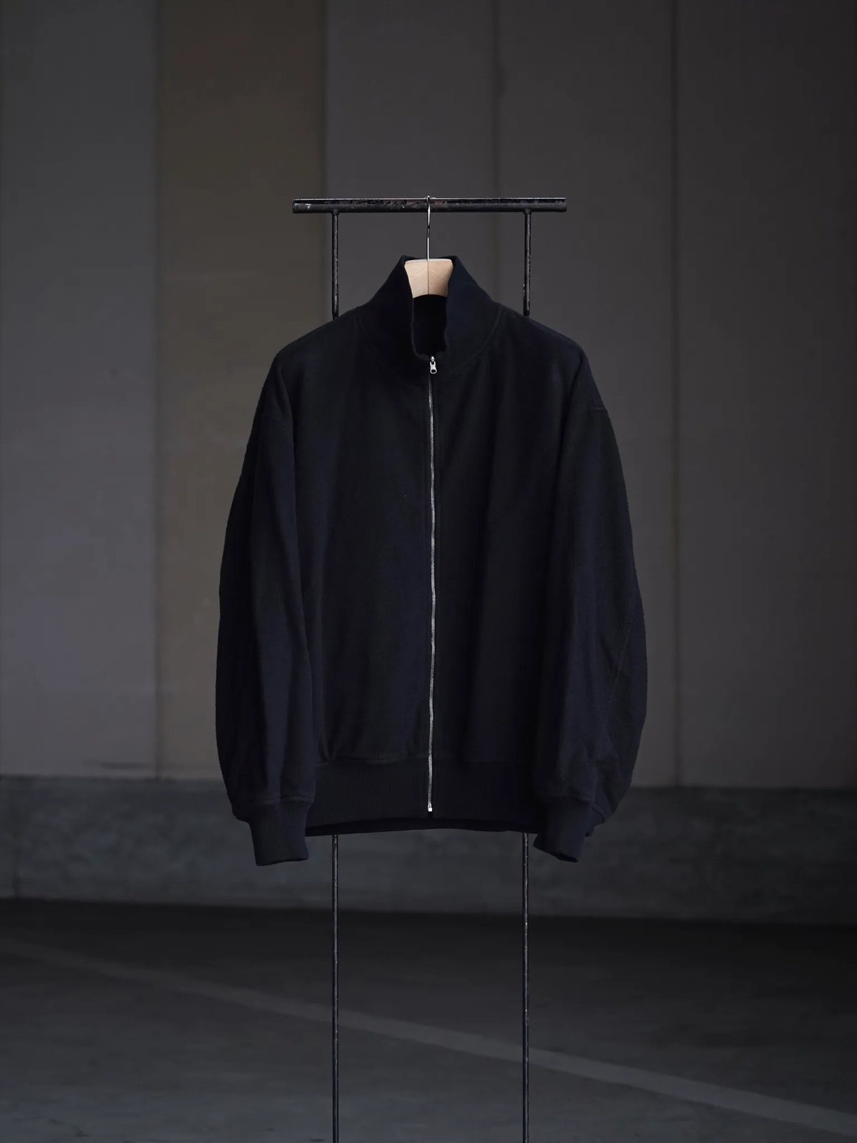 TEN C × COMOLI | REVERSIBLE TRACK JACKET BLACK