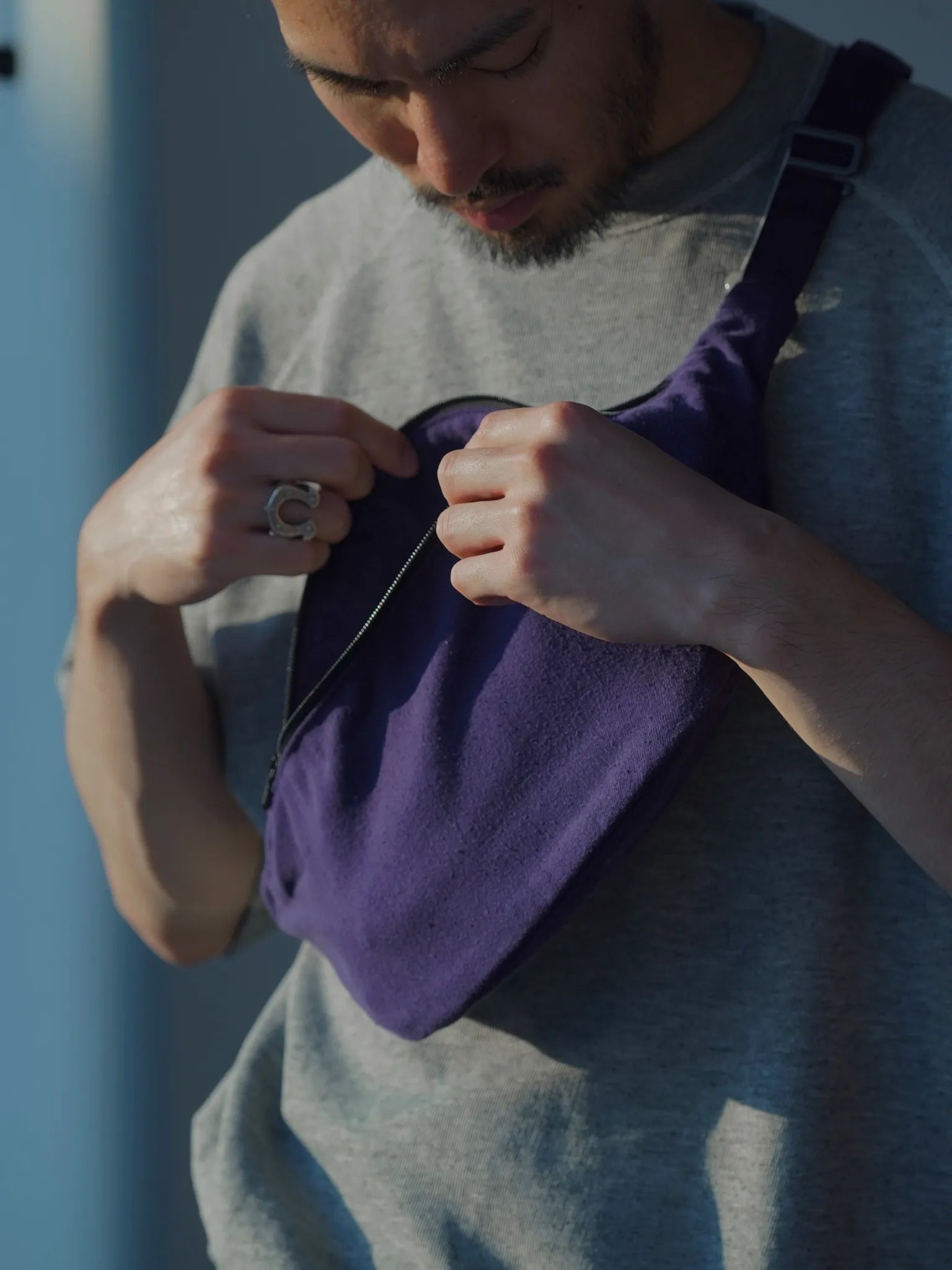 COMOLI シルクネップ ウエストバッグ PURPLE | CASANOVA&CO