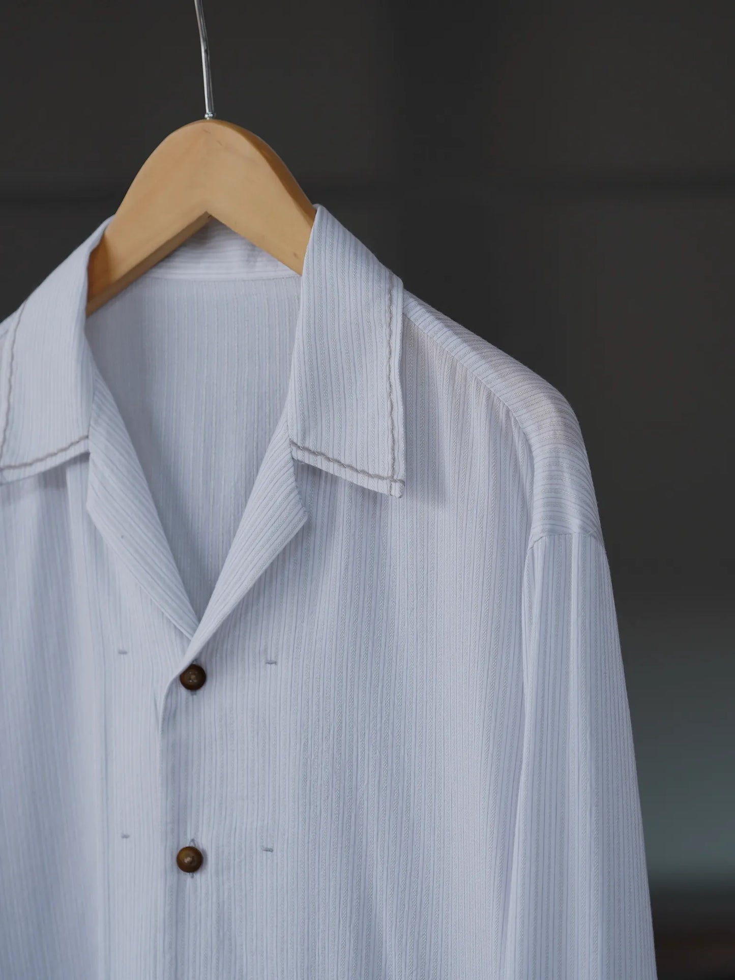 irenisa-open-collar-shirt-gray-stripe-2