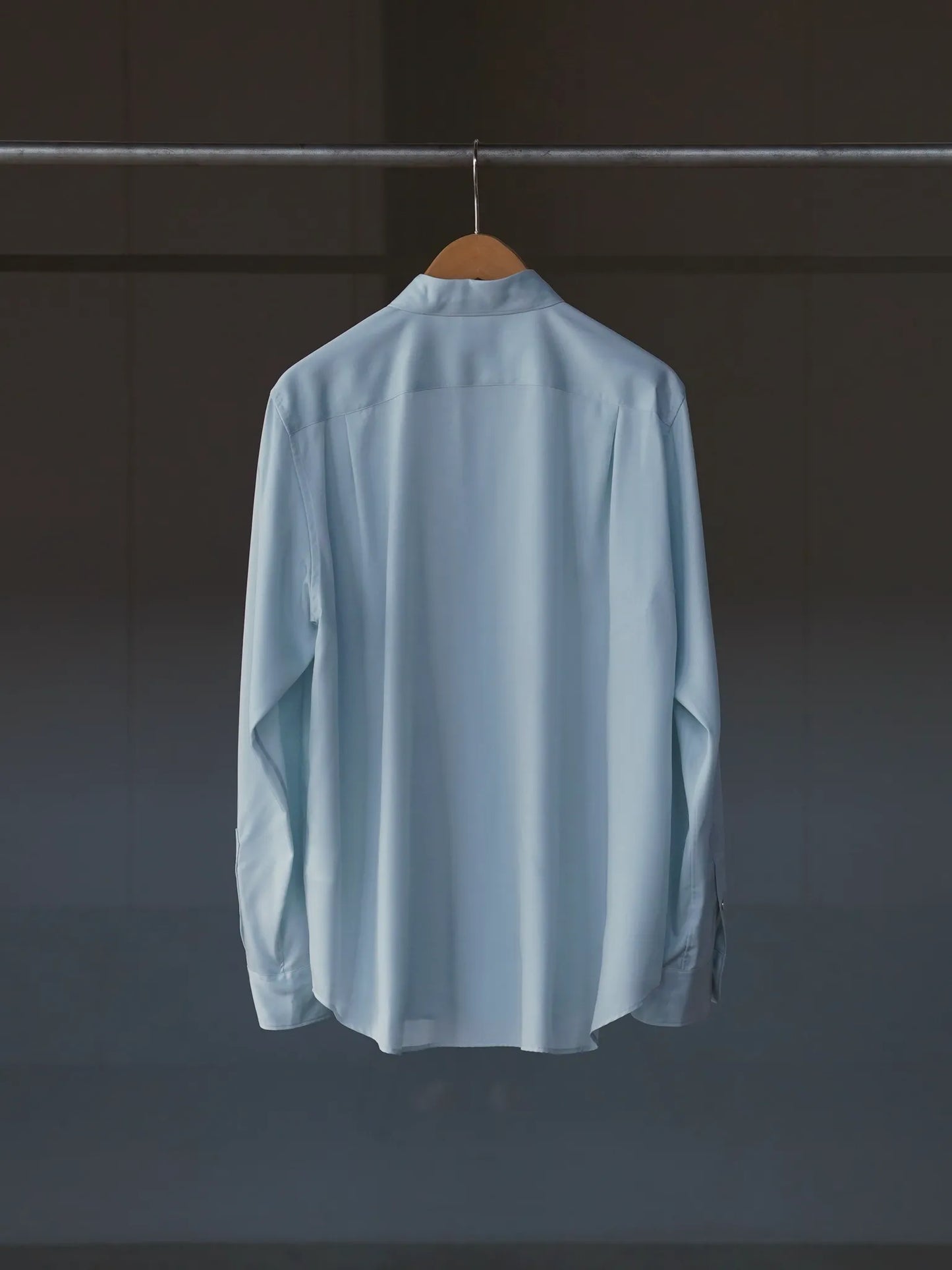 irenisa-regular-collar-shirt-light-sax-2