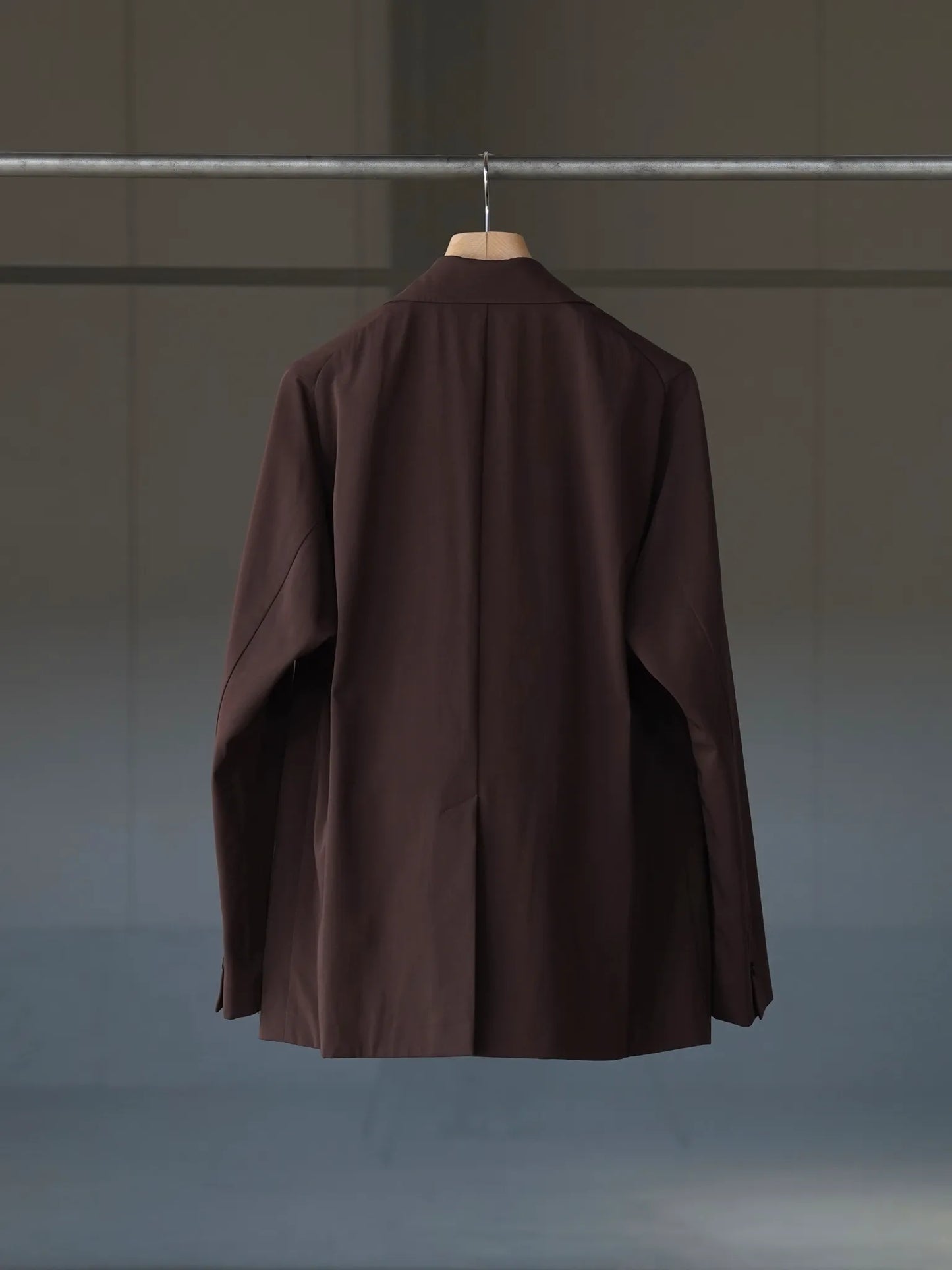 irenisa-relaxed-shoulder-jacket-dark-brown-2