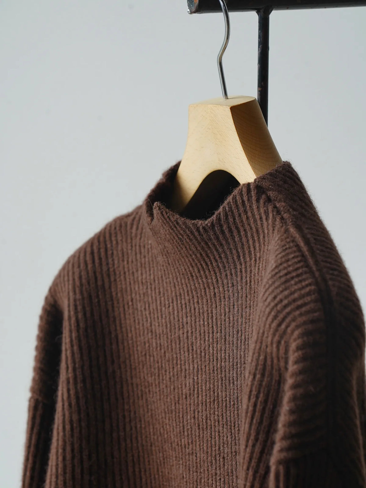 nonnotte | Draping Triangle Turtle Neck Pullover Chicory Coffee