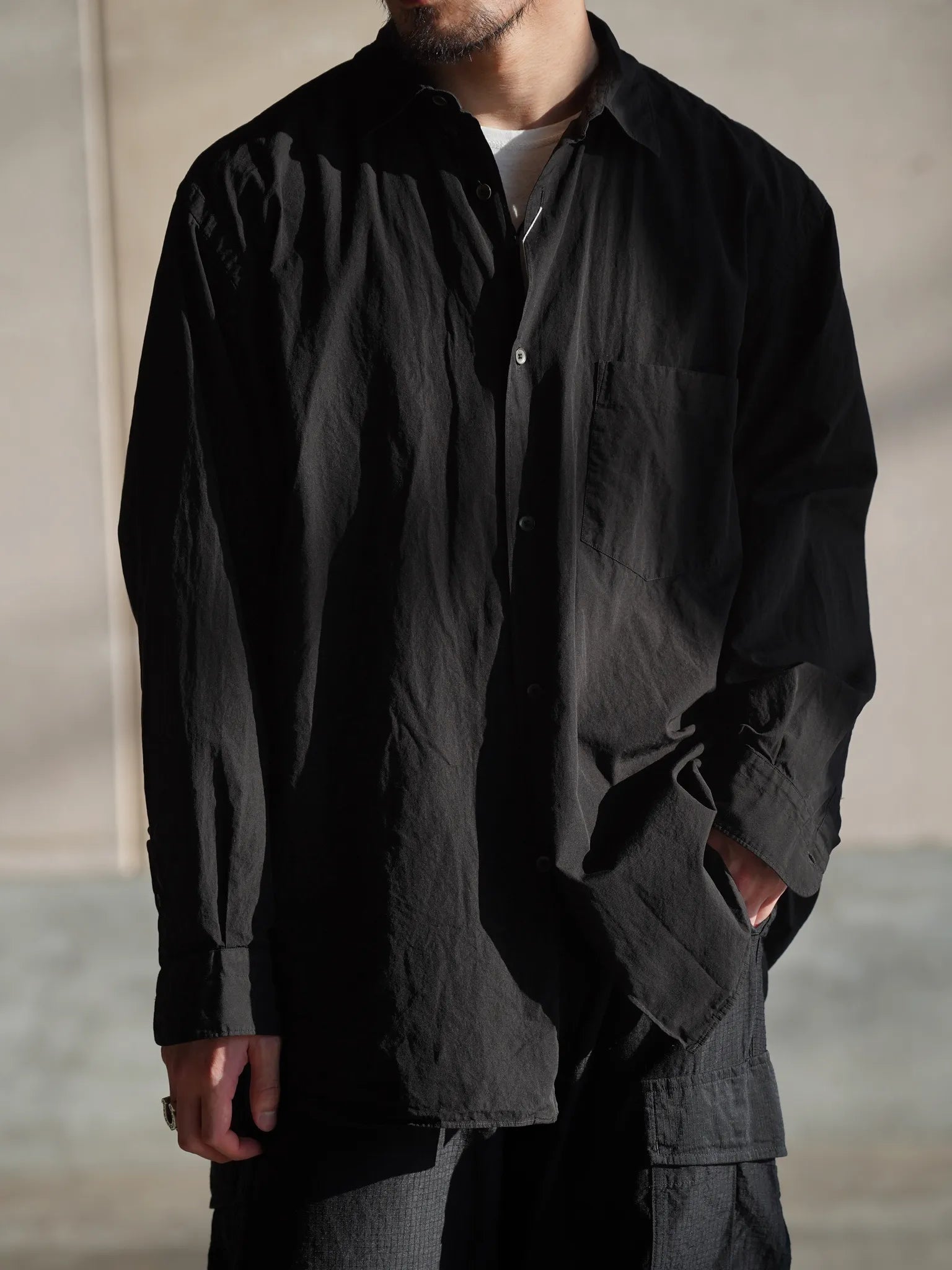 COMOLI ブラック コモリシャツ BLACK | CASANOVA&CO (カサノヴァアンド COMOLI ブラック コモリシャツ BLACK | CASANOVA&CO (カサノヴァアンド