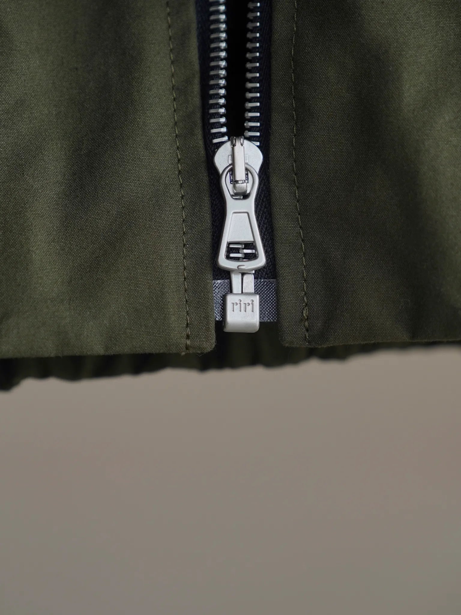 daisuke-tanabe-asbel-ventile-olive-5