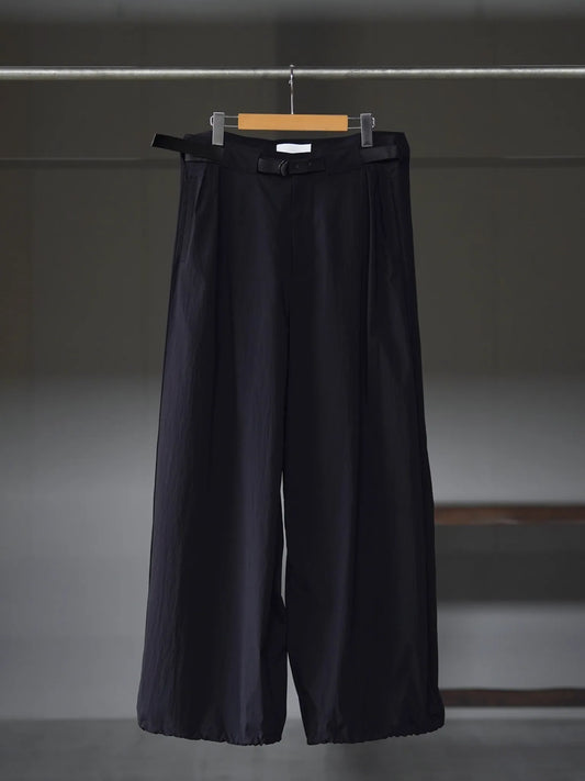 IRENISA | BELTED FORM-CHANGE PANTS BLACK