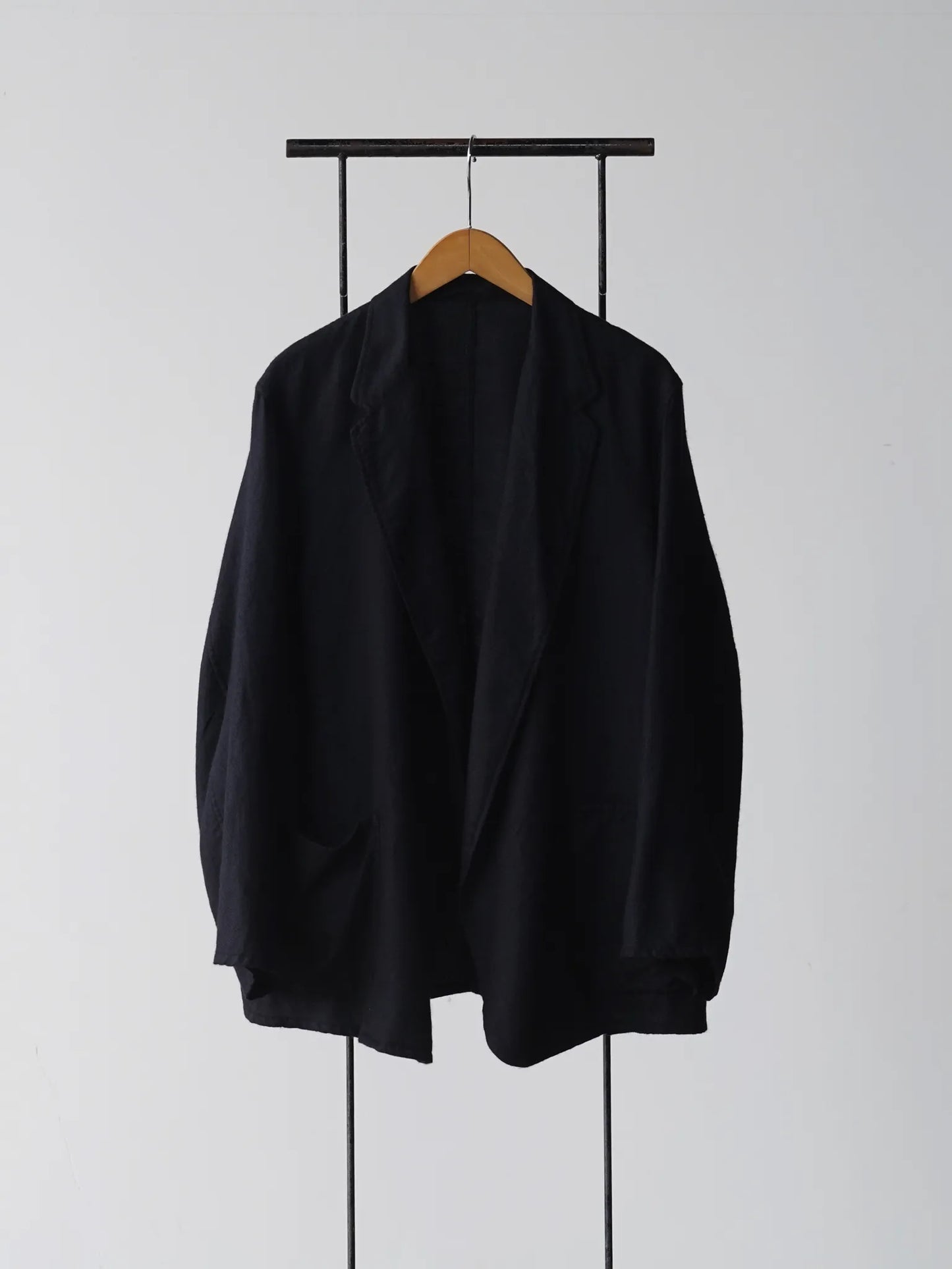 comoli-カシミヤシルク-製品染ジャケット-navy-1