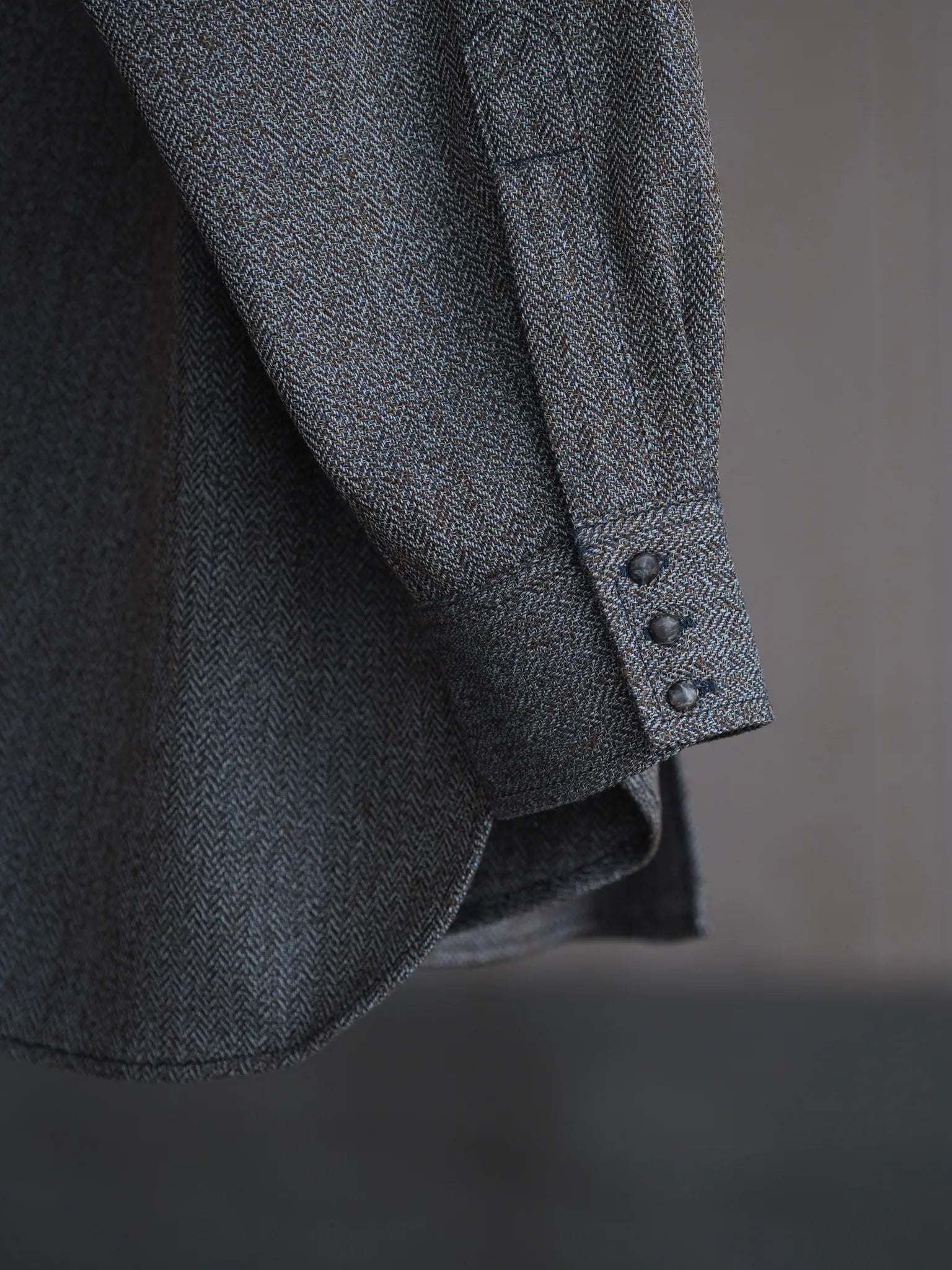 fauves-shirts-ranch-tweed-black-6