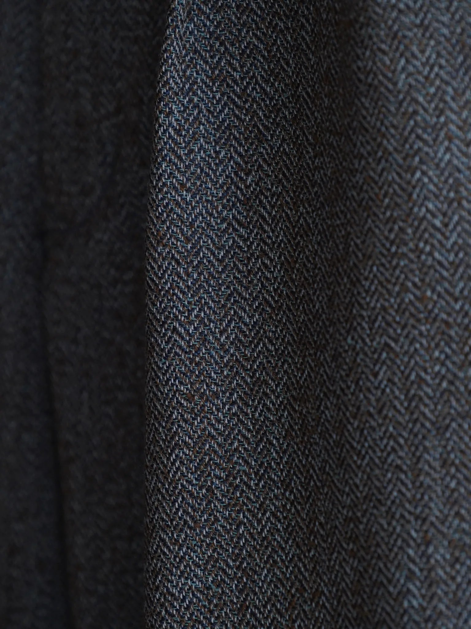 fauves-peg-top-tweed-black-4