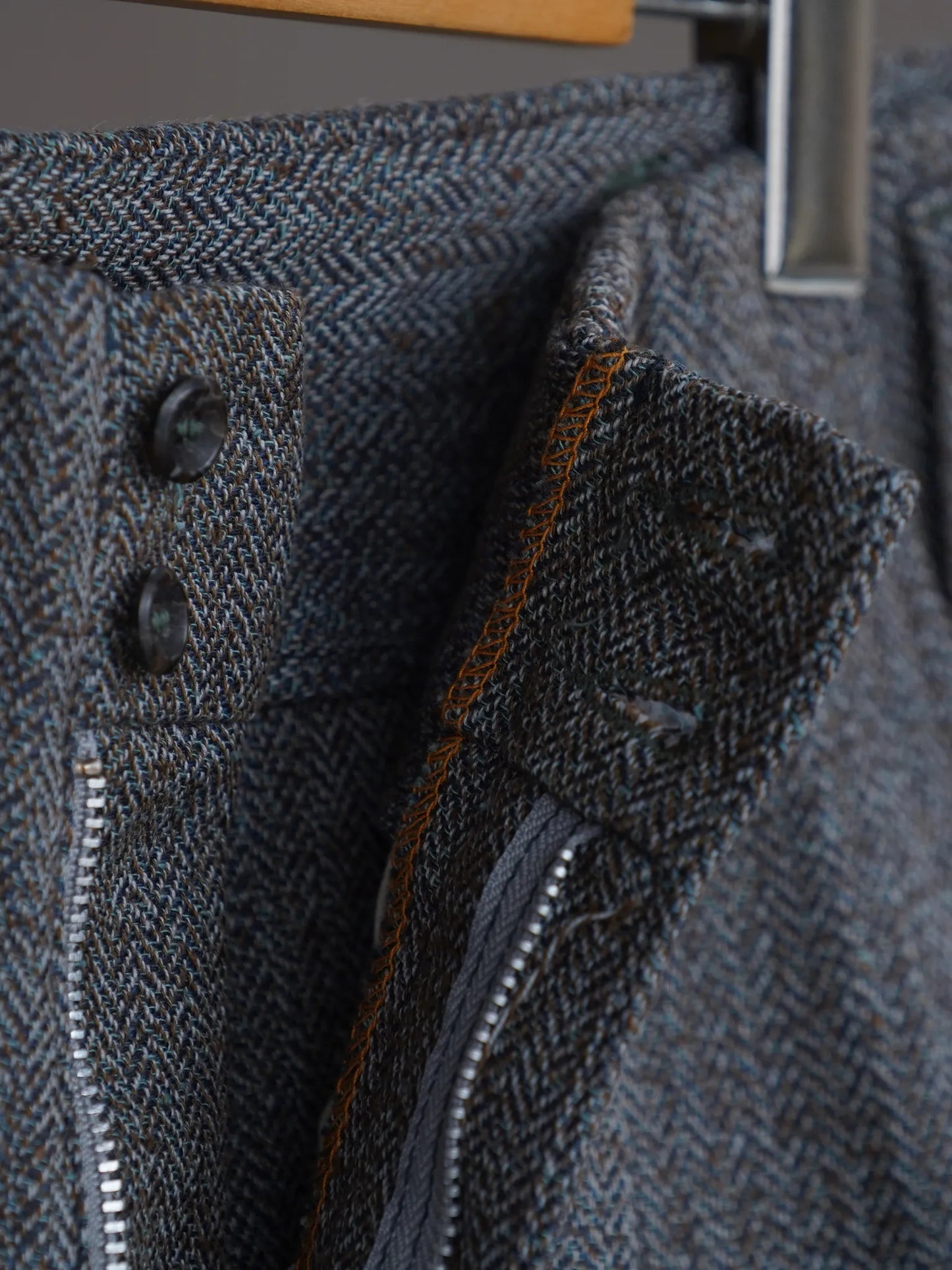 fauves-peg-top-tweed-black-9