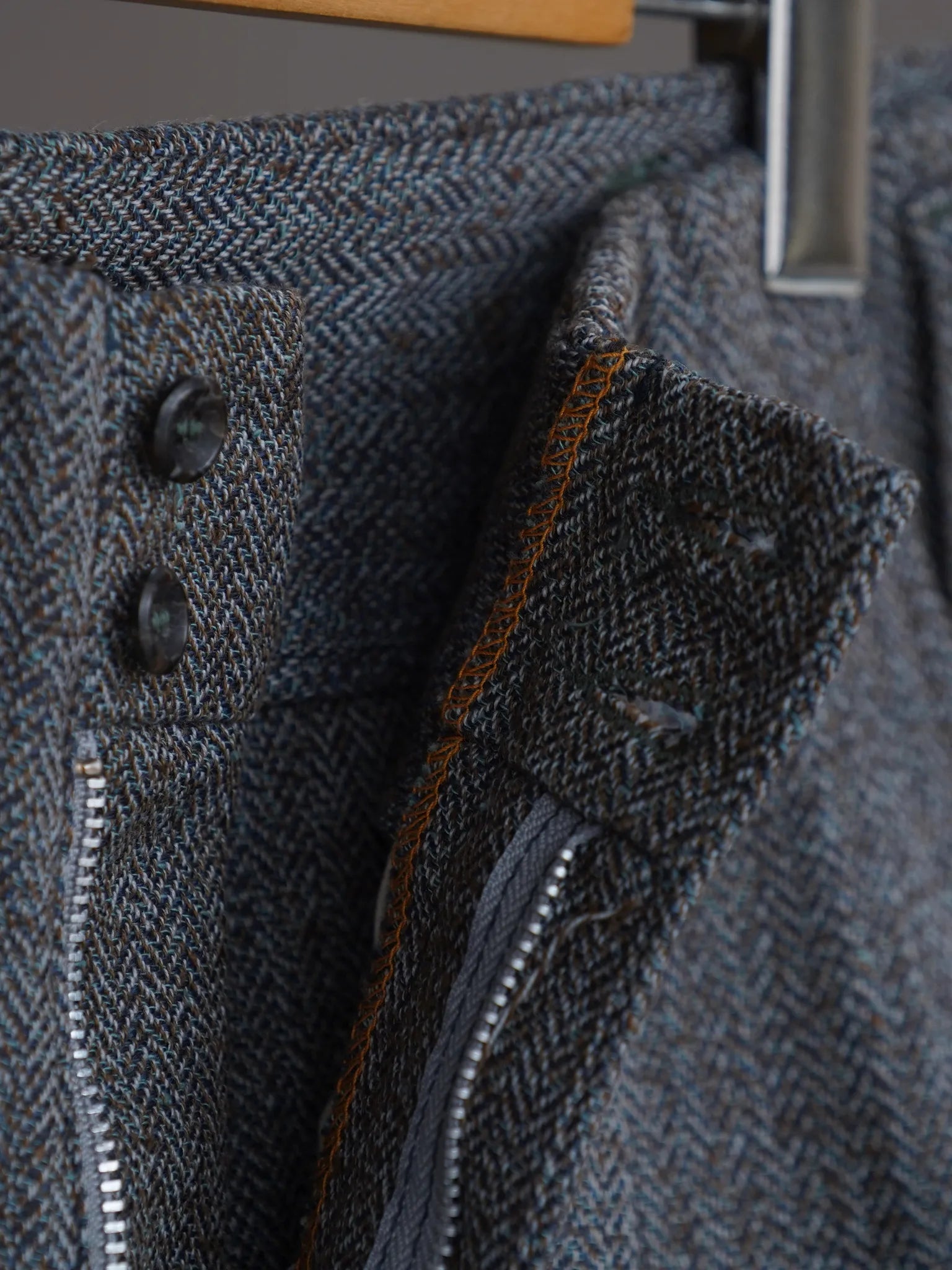 fauves-peg-top-tweed-black-9