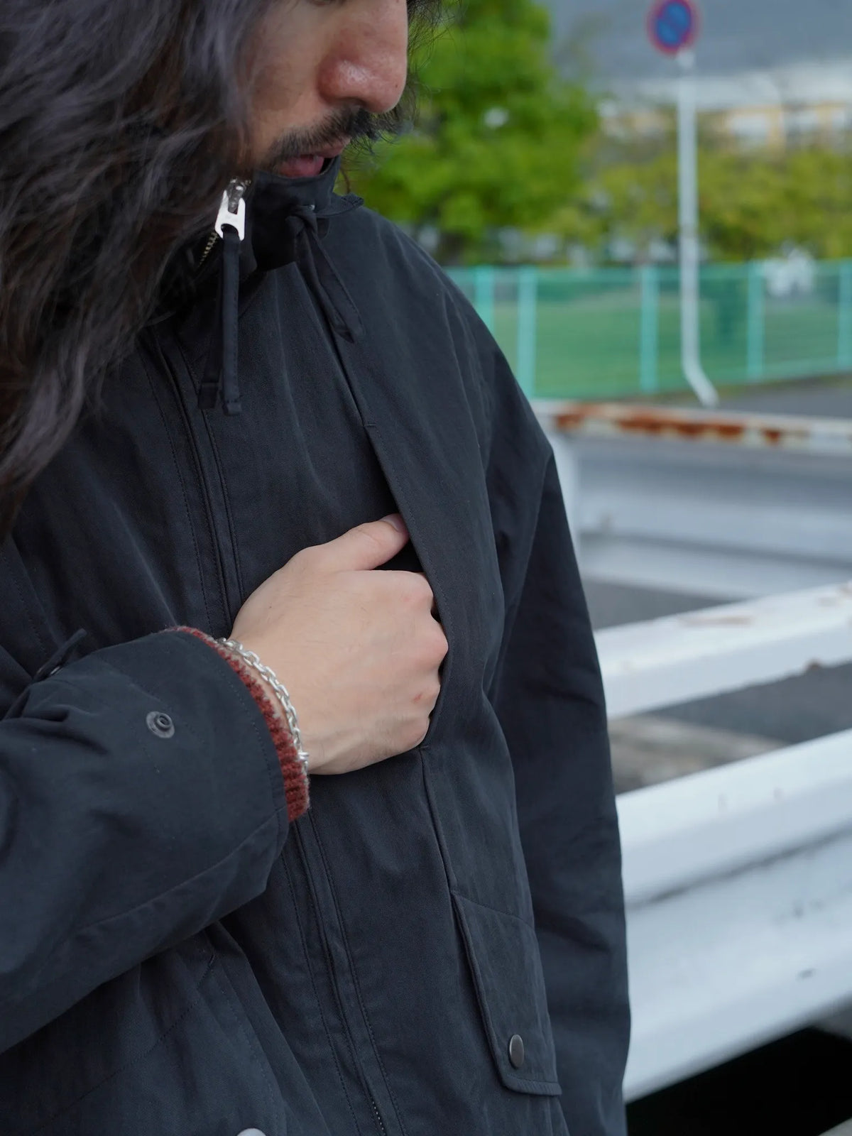 sarto-cotton-nylon-twill-light-wool-flannel-wool-lining-mountain-parka-black-brown-11