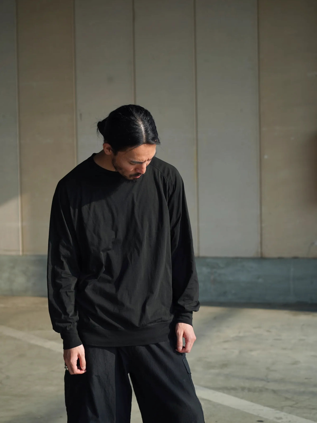 COMOLI THINコットン クルーネック BLACK | CASANOVA&CO (カサノヴァ COMOLI THINコットン クルーネック BLACK | CASANOVA&CO (カサノヴァ