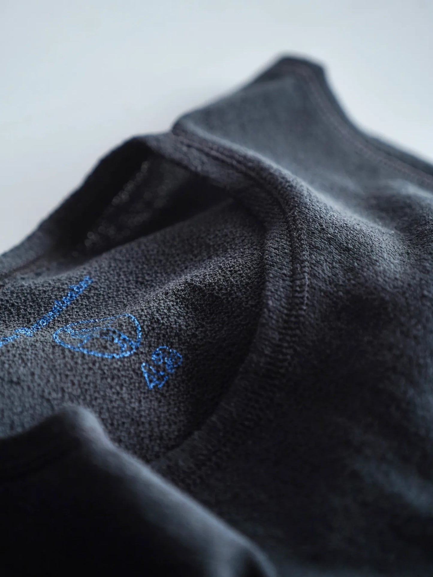 OLDE HOMESTEADER YOUTH | [BACK CREPE JERSEY] CREW NECK LONG SLEEVE BLACK