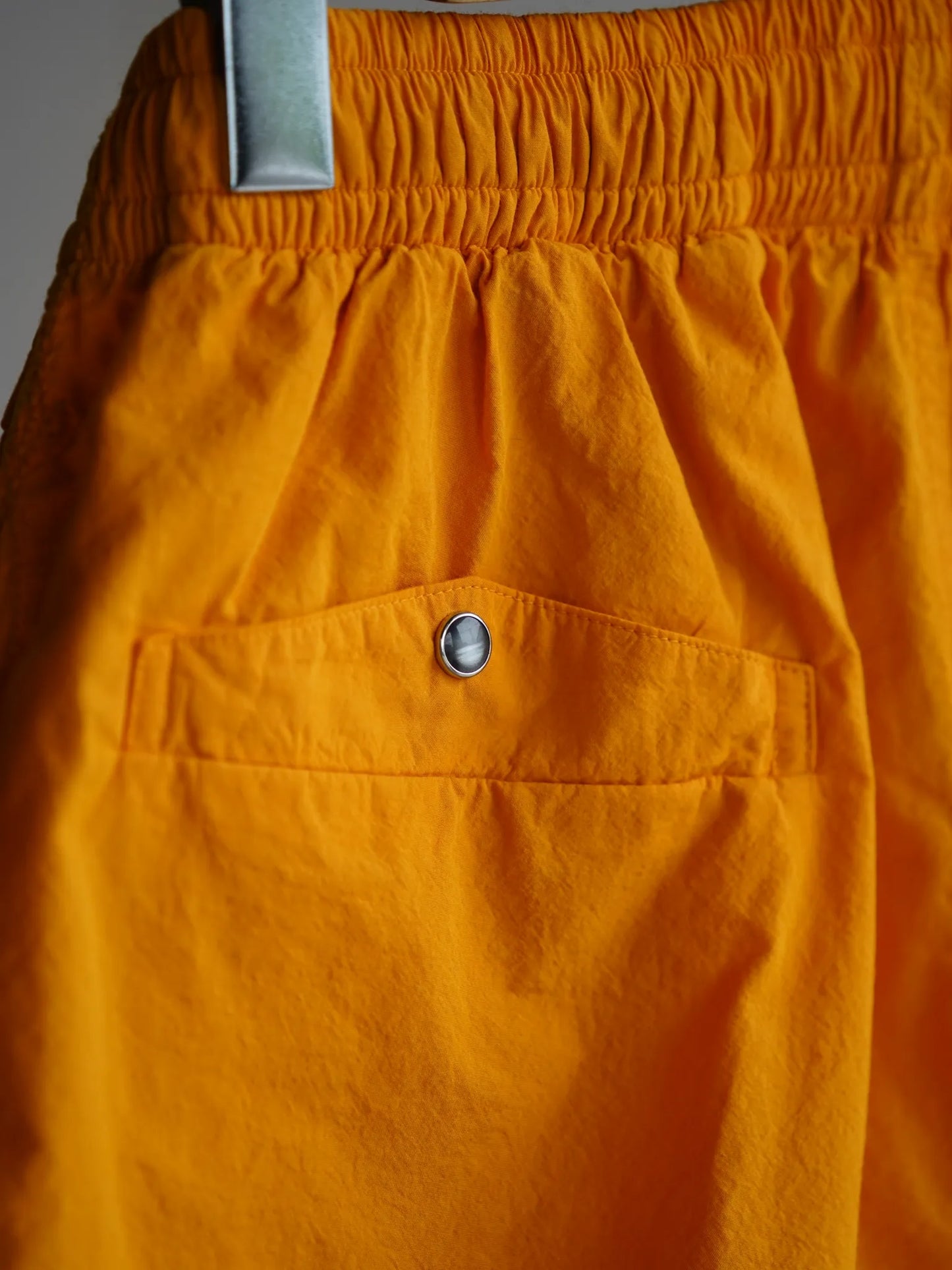 sarto-cotton-high-count-enzyme-short-pants-golden-eye-8