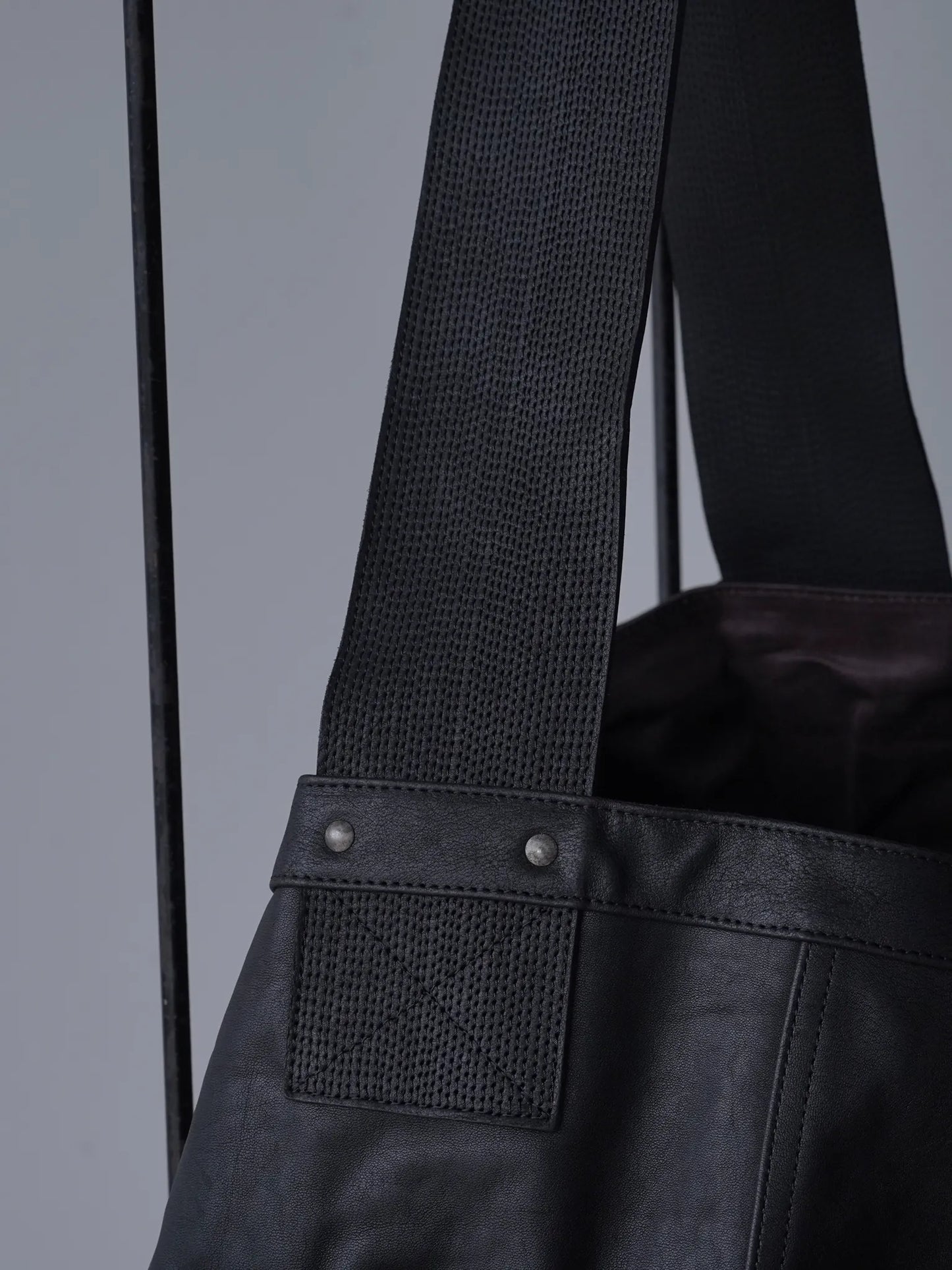 T.T LOT.004 NEWSBOY BAG Black (horse leather) | CASANOVA&CO