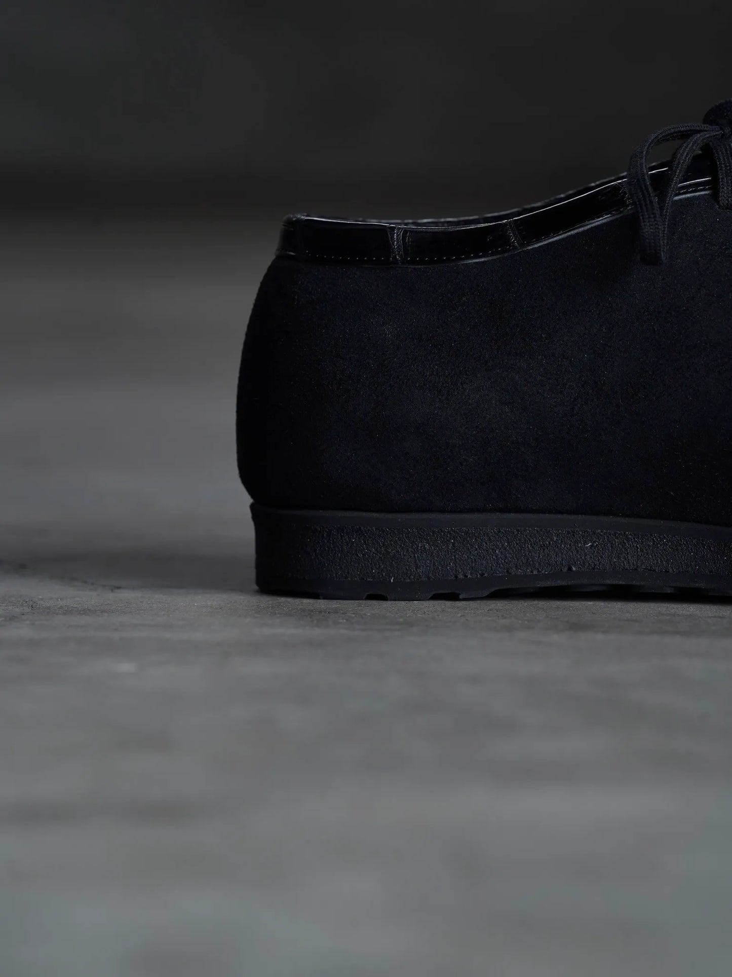 PETROSOLAUM | Tyrolean [Crocodile x Horse Reverse] black