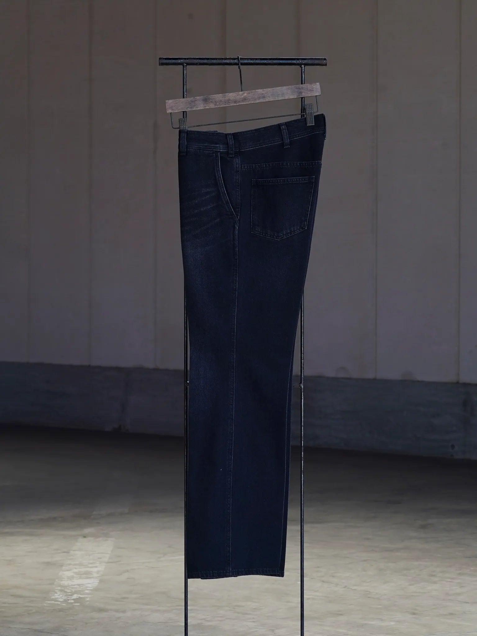 sarto-cotton-denim-pants-type-001-washed-black-3