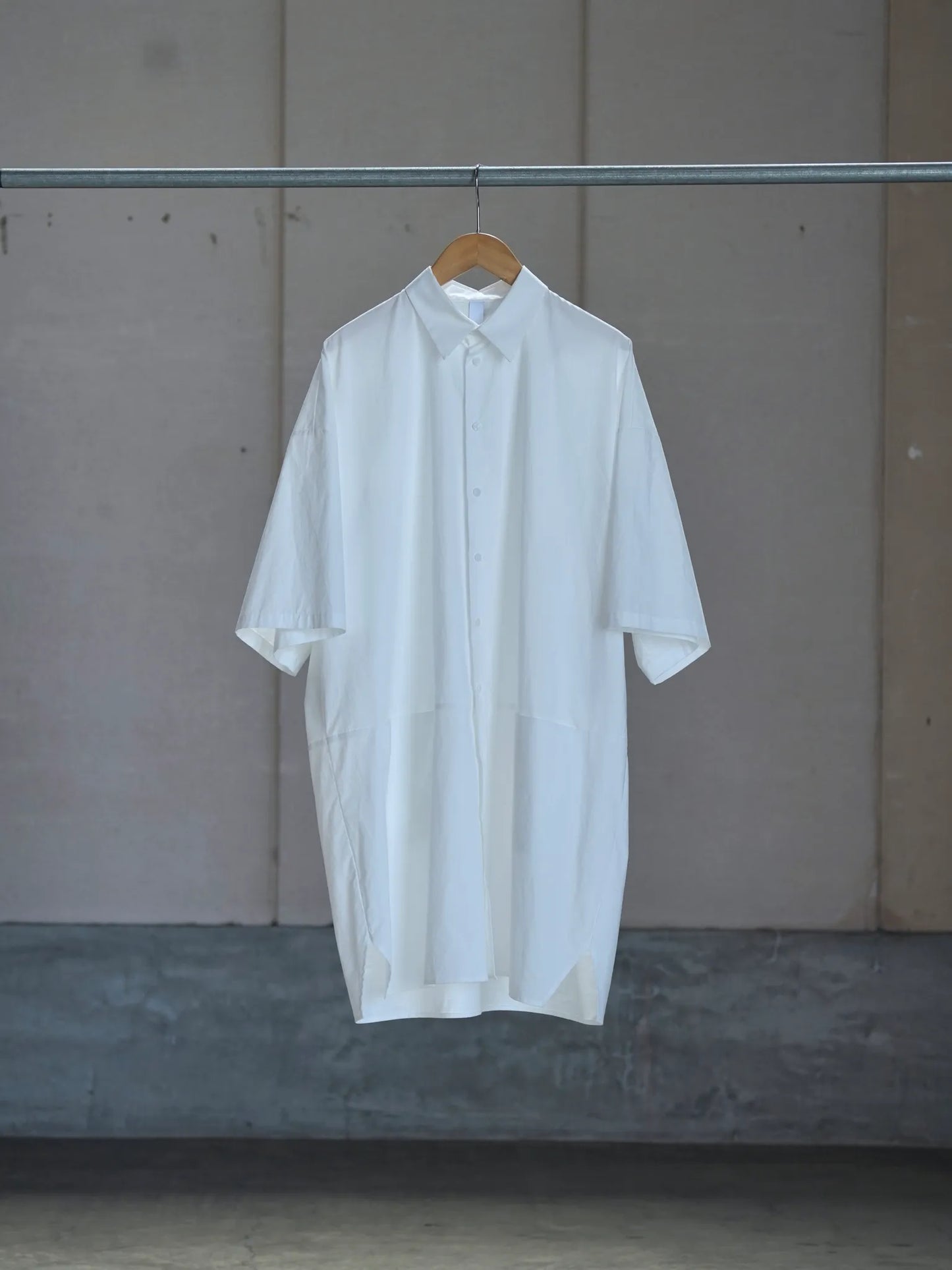 BESTIAIRE | LONG POCKET SHIRT WHITE