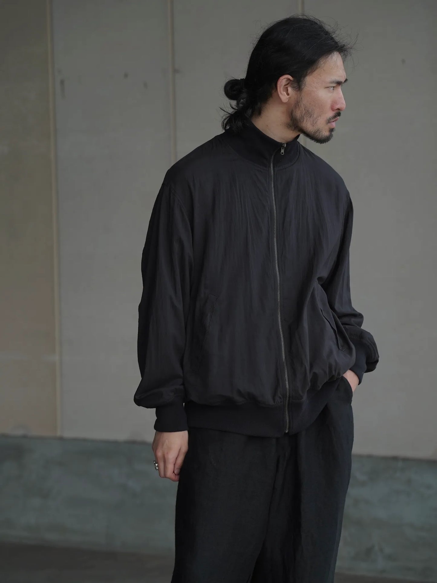 COMOLI | リバーシブル トラックジャケット BLACK
