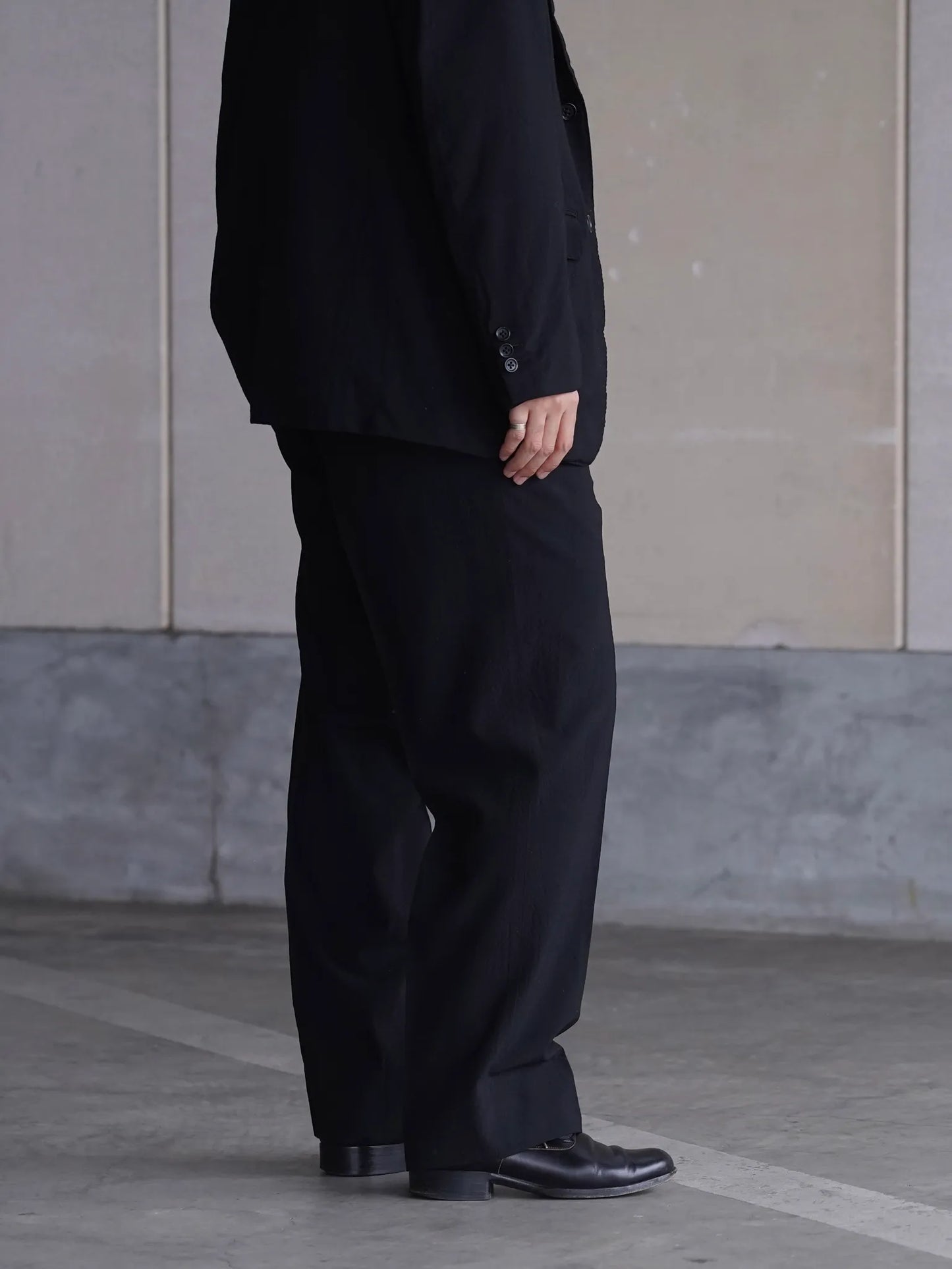 HERILL | Wooltropical Trousers Black