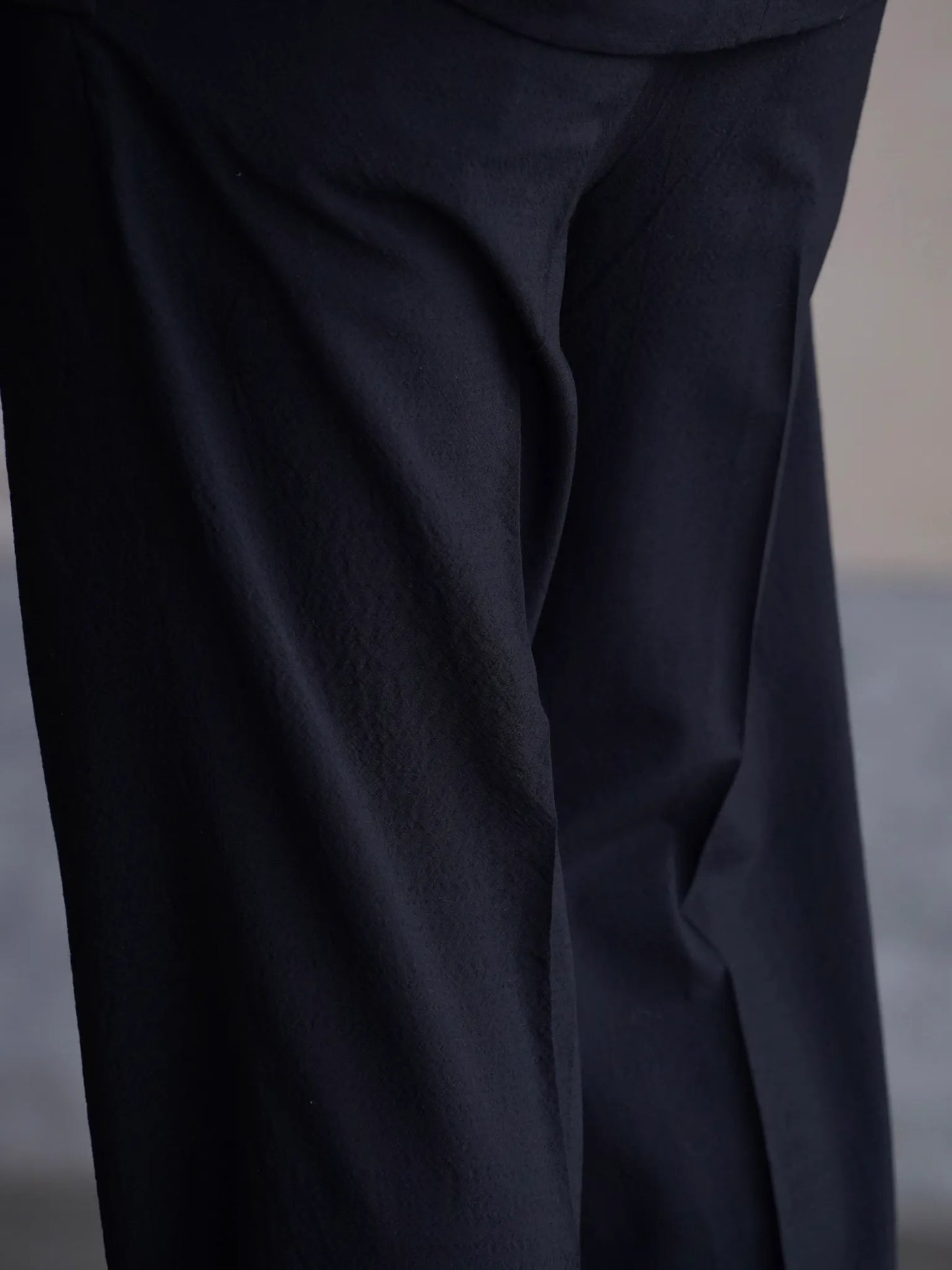 HERILL | Wooltropical Trousers Black