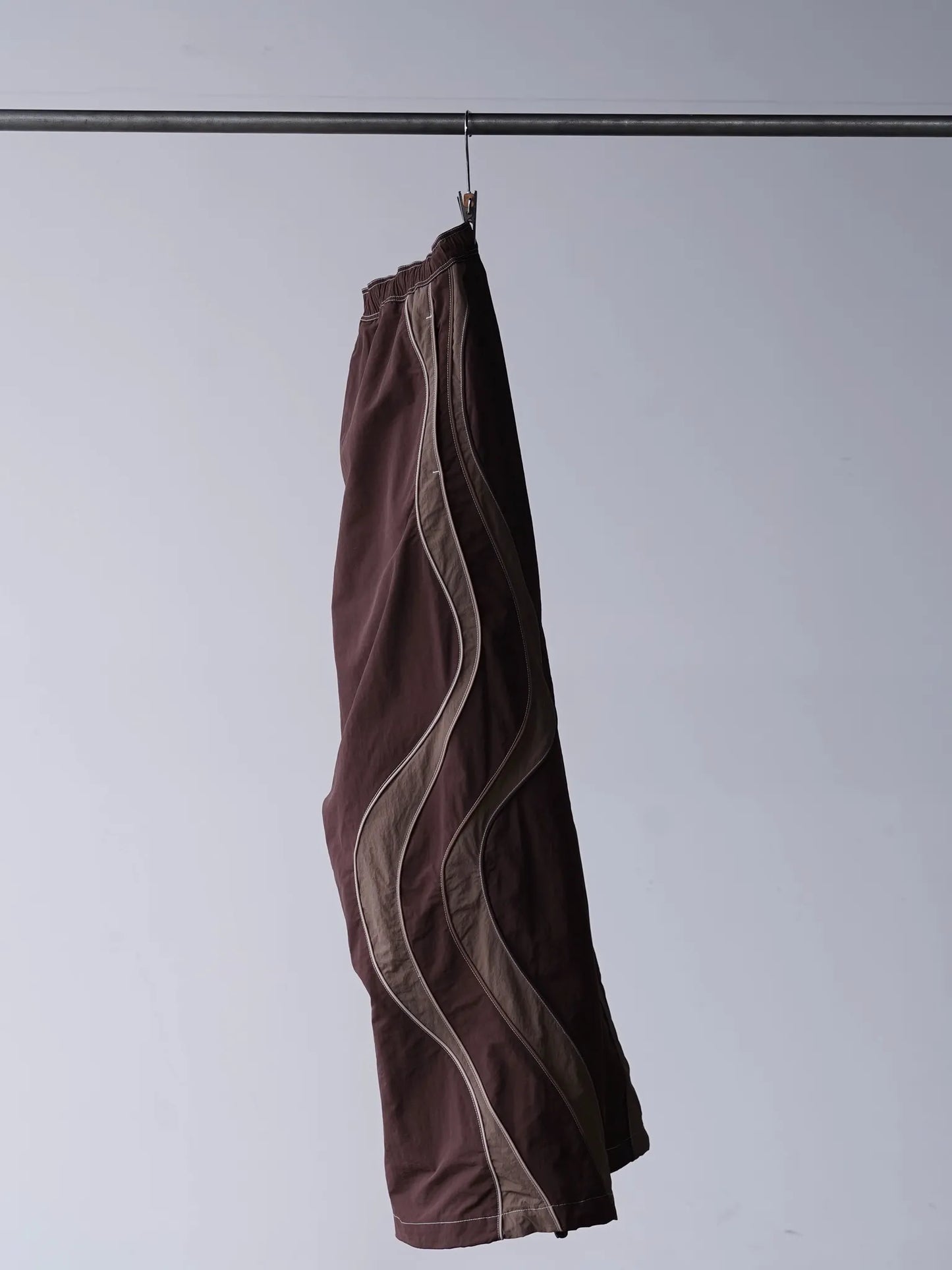 ERL | UFO TRACK PANTS BROWN