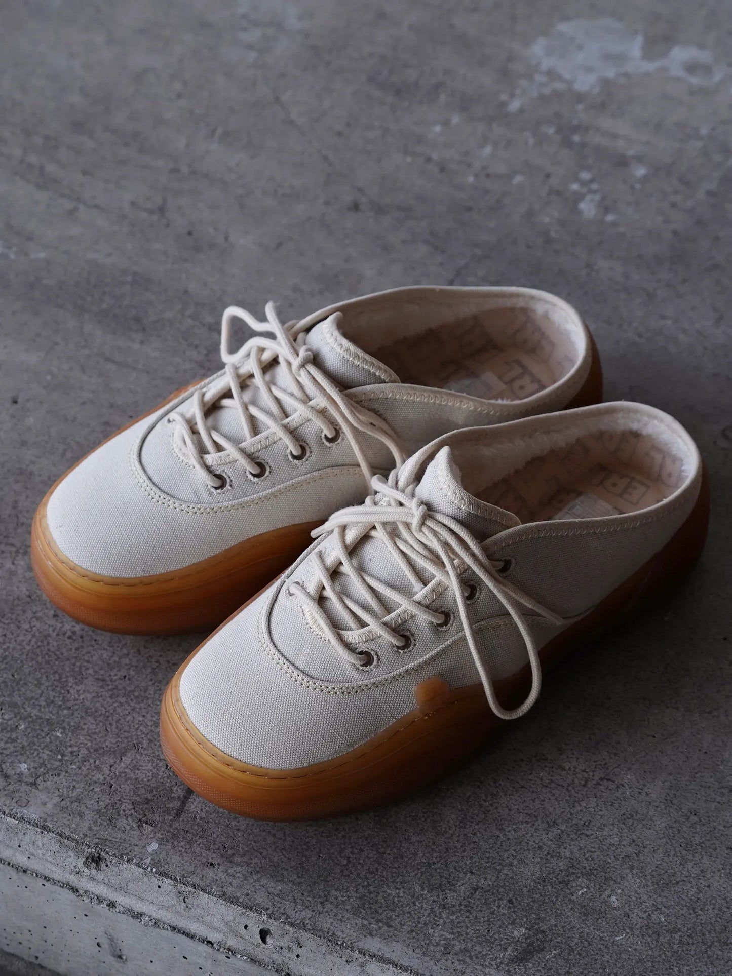 ERL | CAMINO LOW SKATE MULE DIRTY WHITE