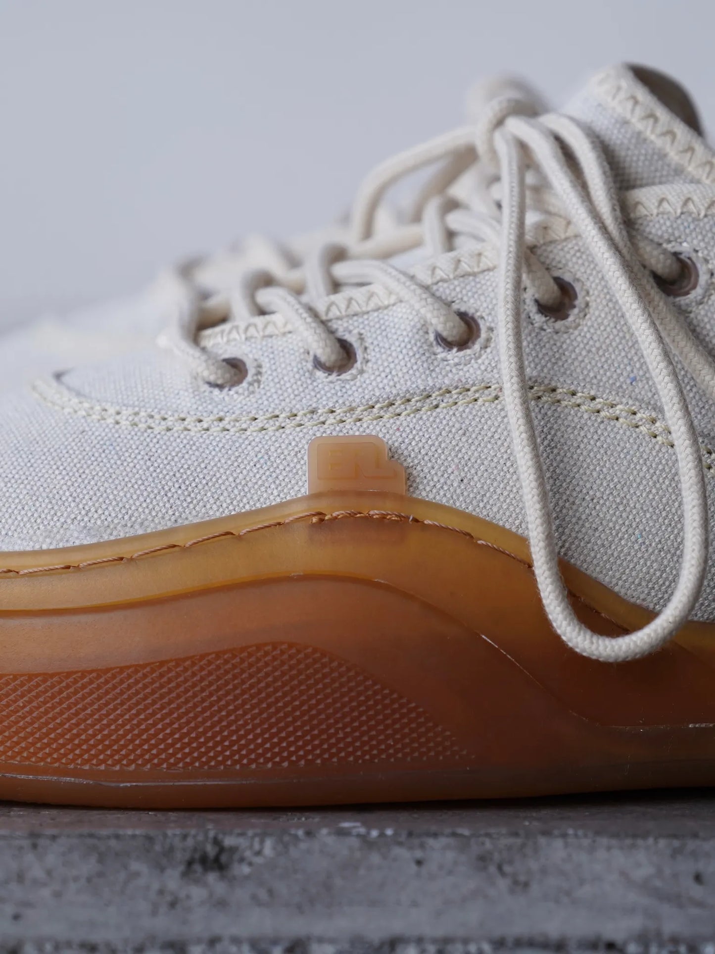 ERL | CAMINO LOW SKATE MULE DIRTY WHITE