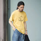 SARTO | WHERE TO MATTERS OFF ROAD CREW NECK S/S MUSTARD