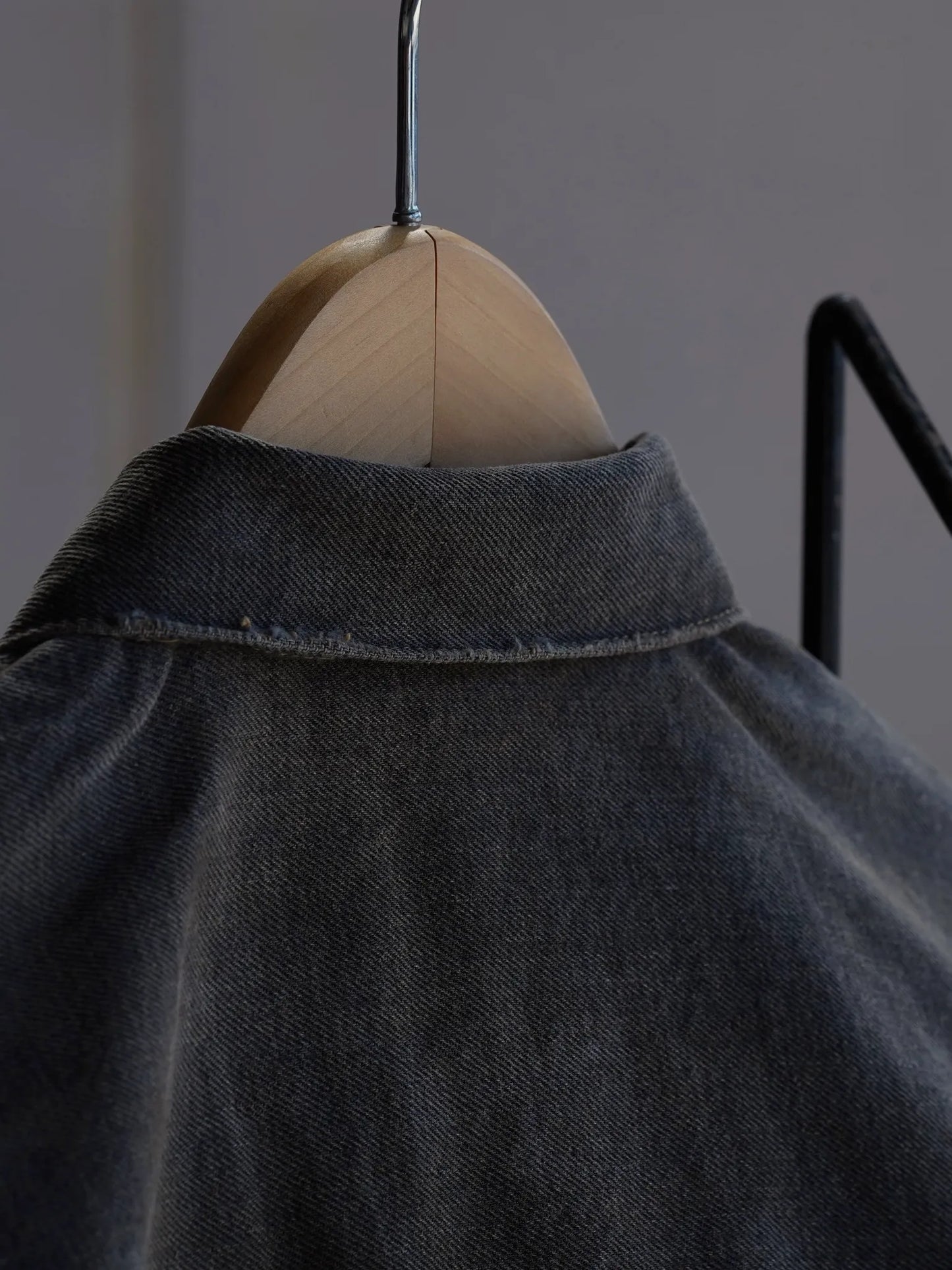 daisuke-tanabe-coffee-black-denim-jacket_dstryd-destroyed-7