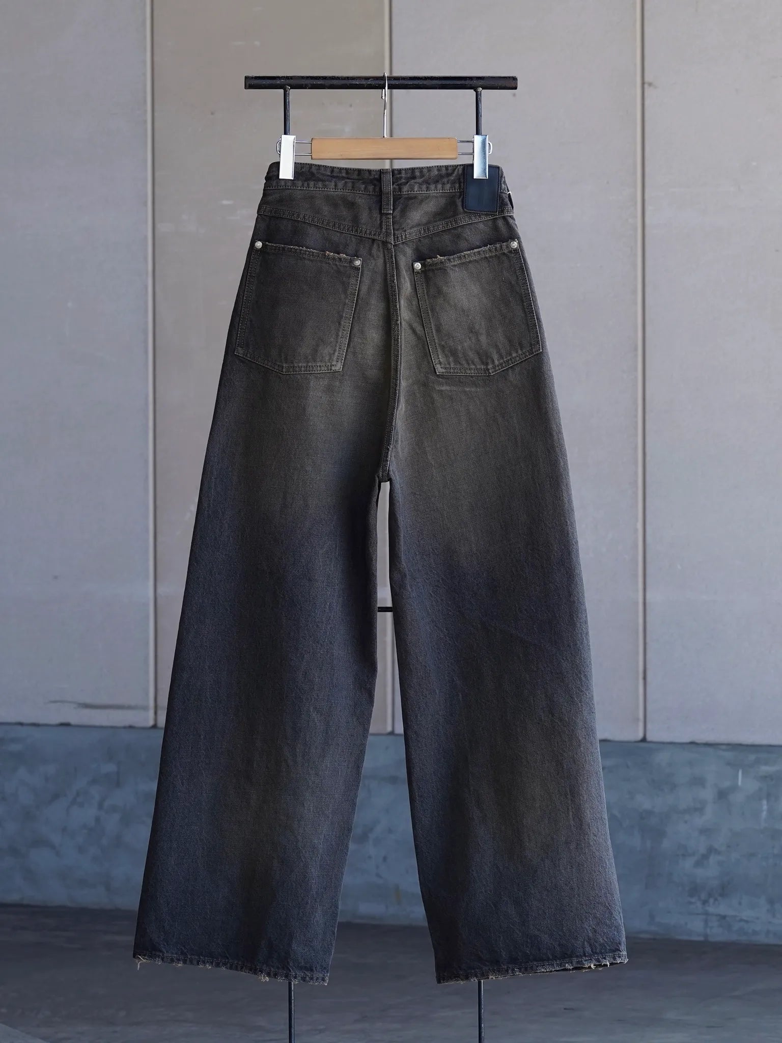 daisuke tanabe coffee black denim trousers_dstryd destroyed daisuke tanabe coffee black denim trousers_dstryd destroyed