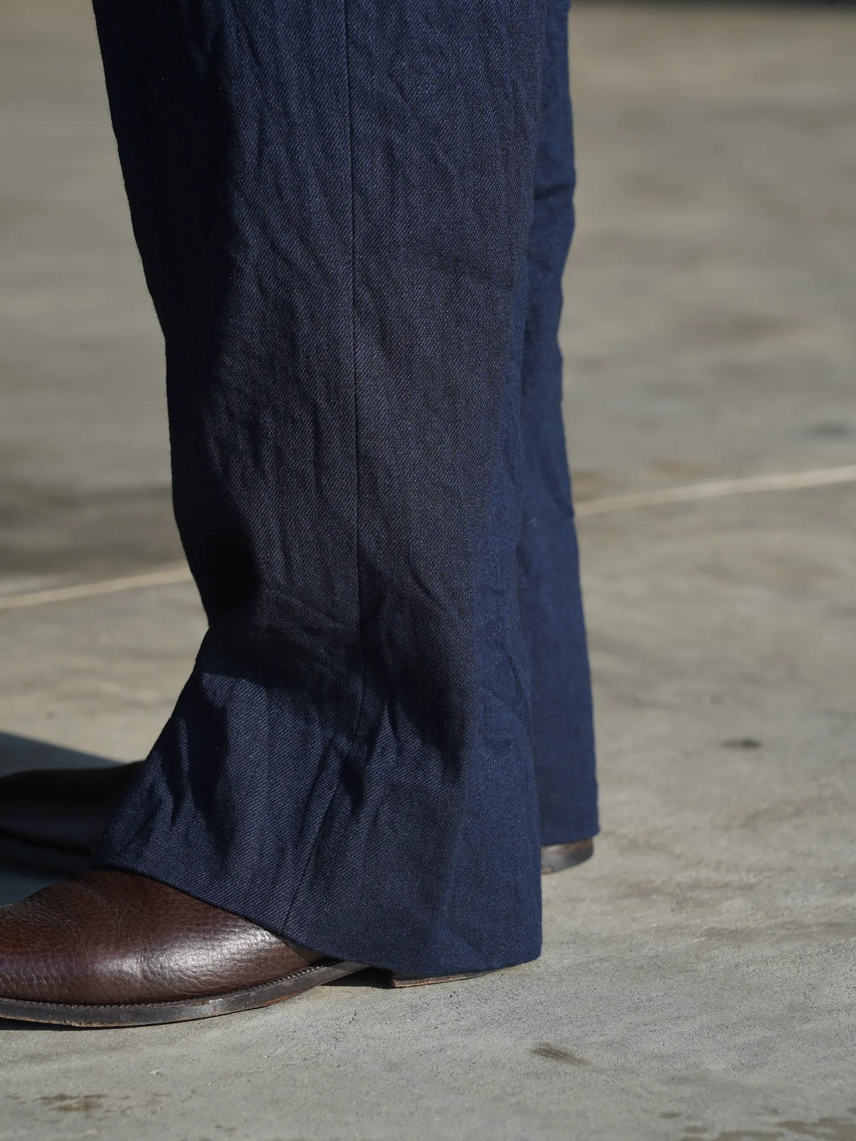 calmlence | SINGLE PLEATED WIDE STRAIGHT IND